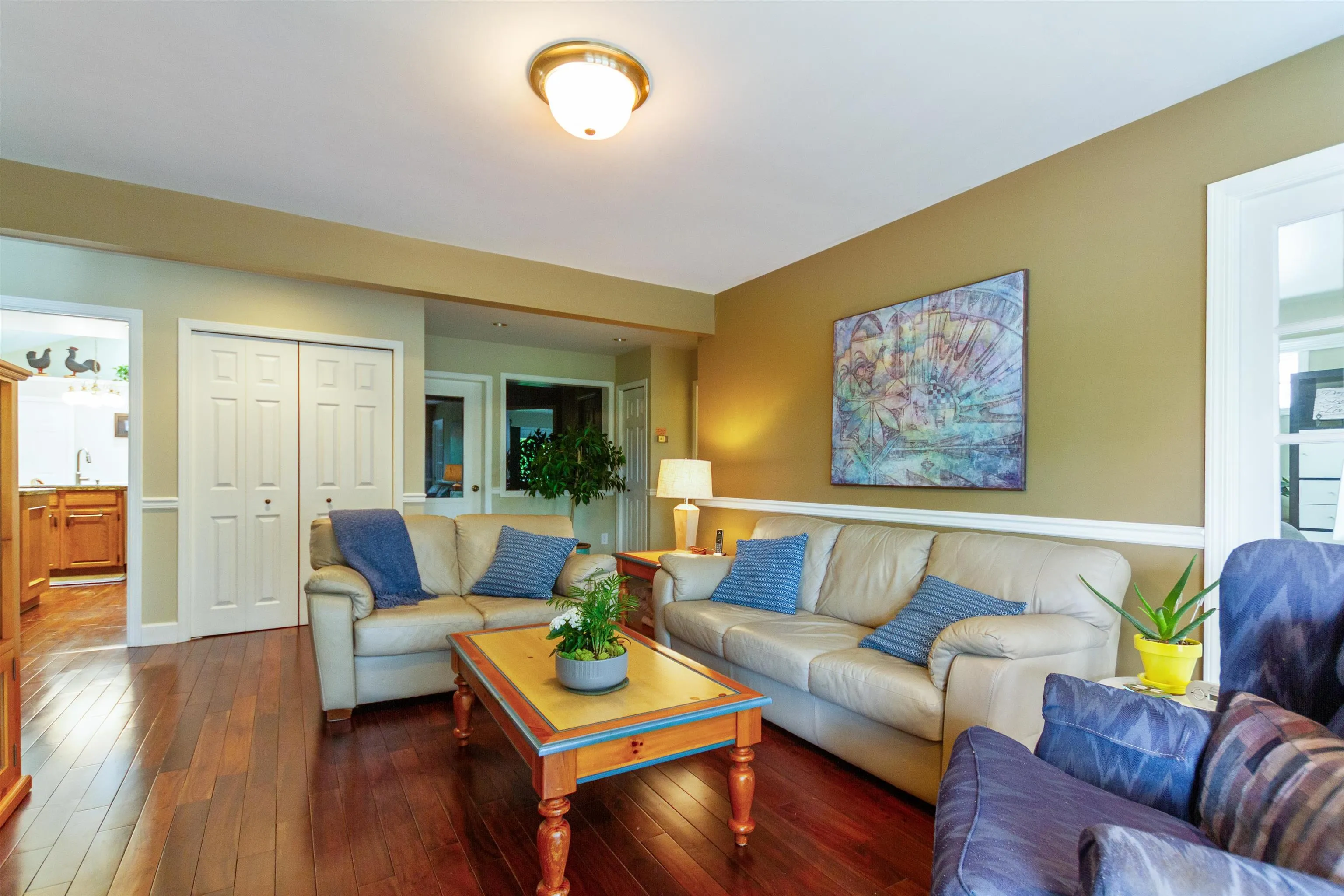 408 Riverview Crescent