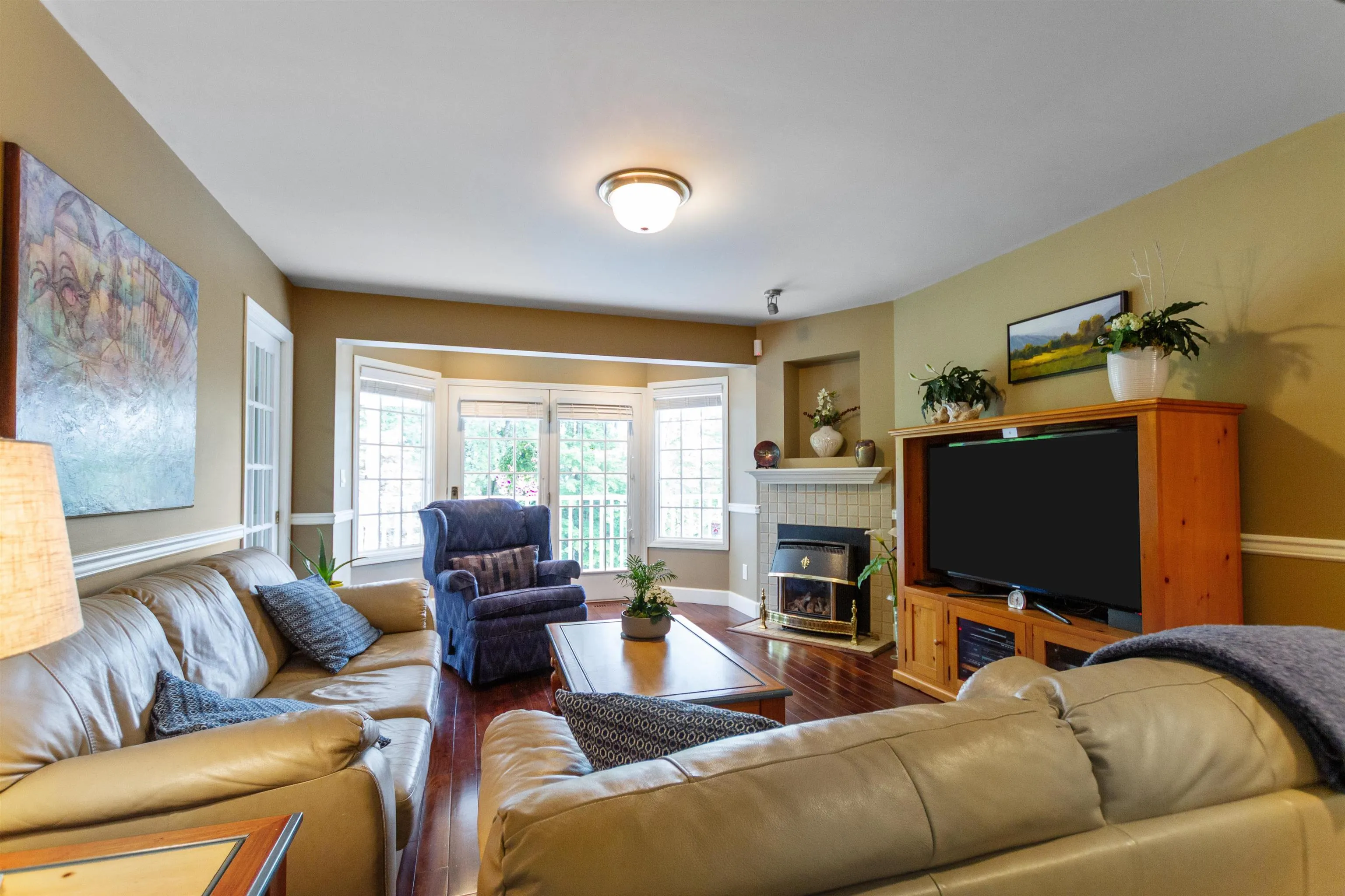 408 Riverview Crescent