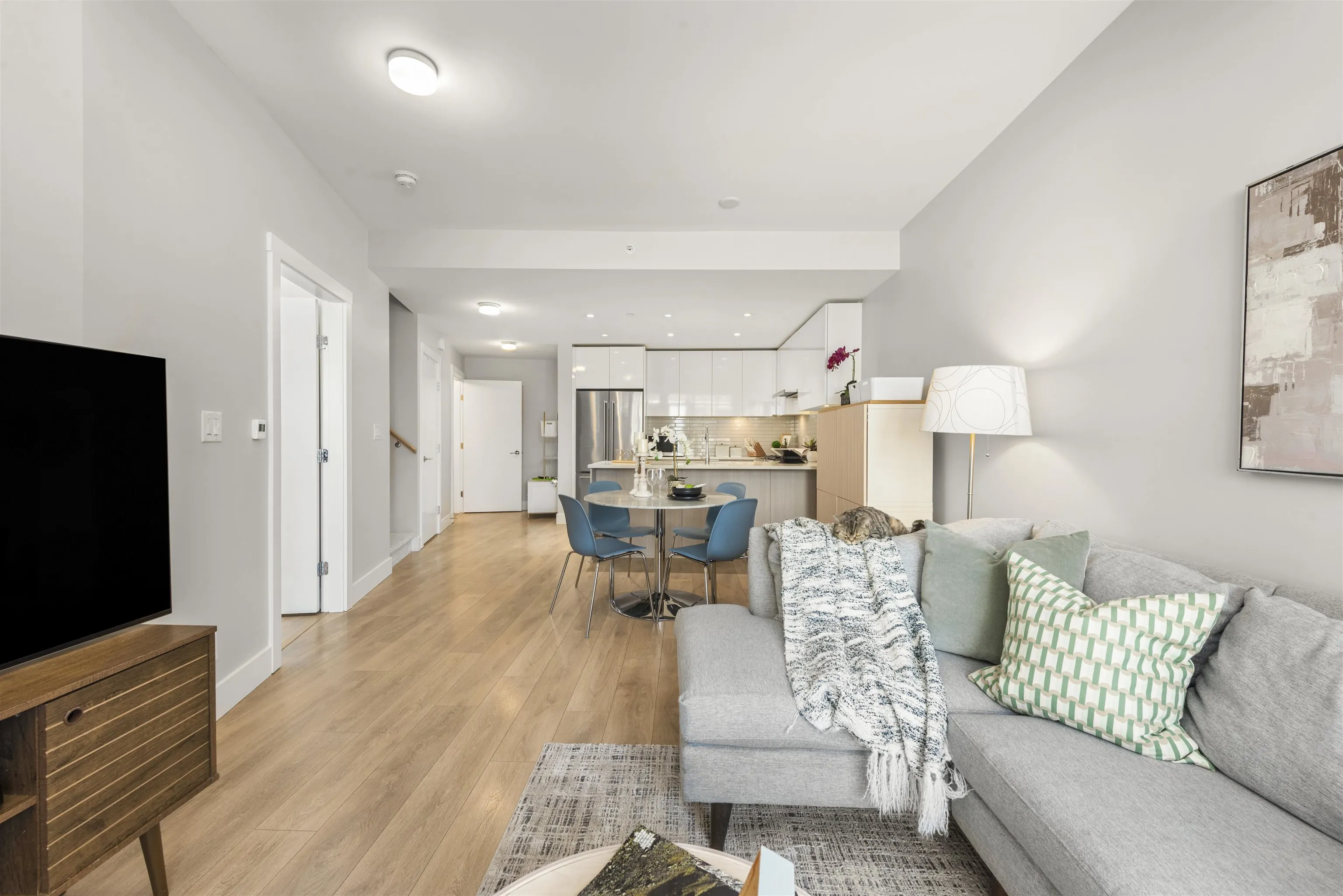 3574 Sawmill Crescent