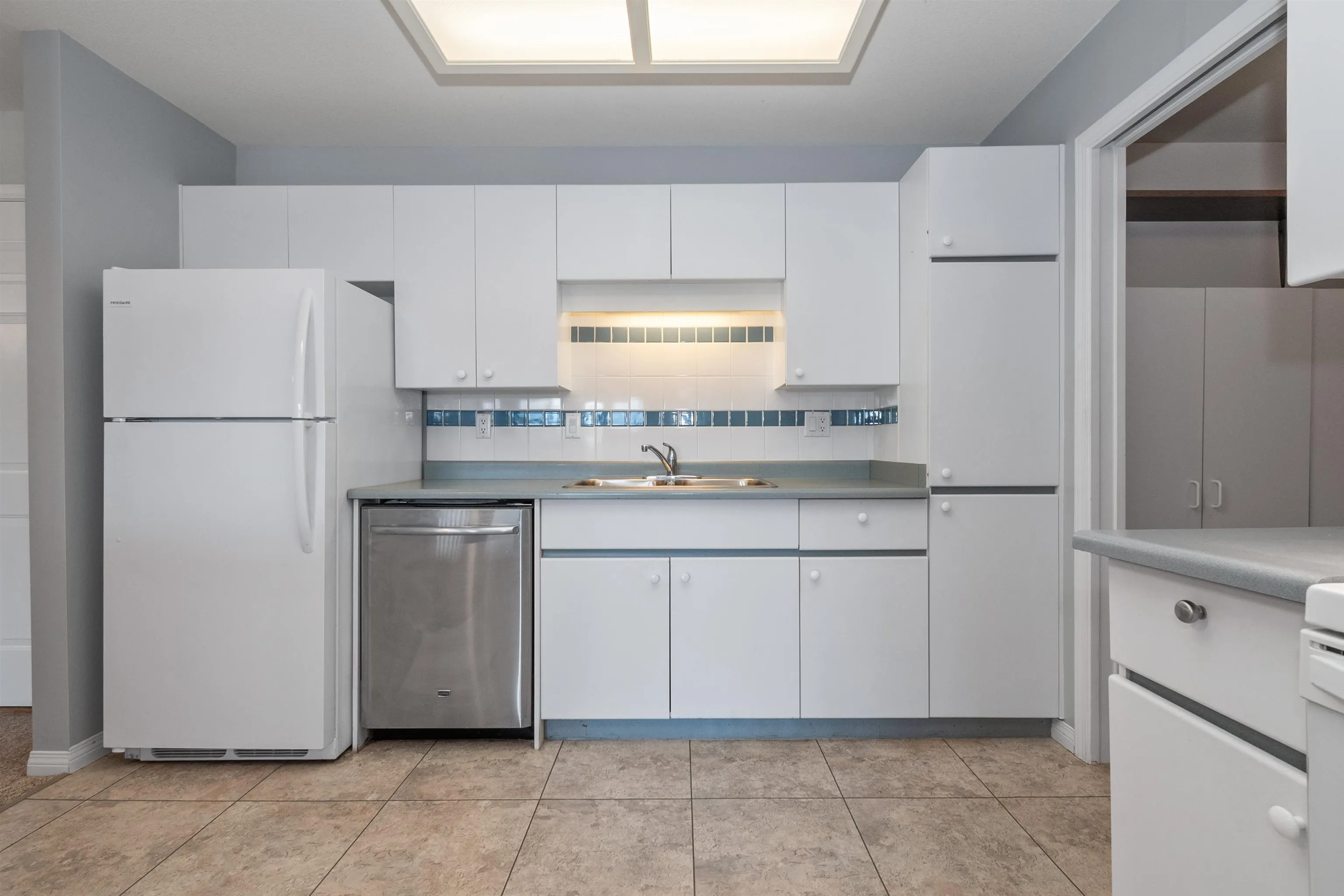 202 7685 Amber Drive