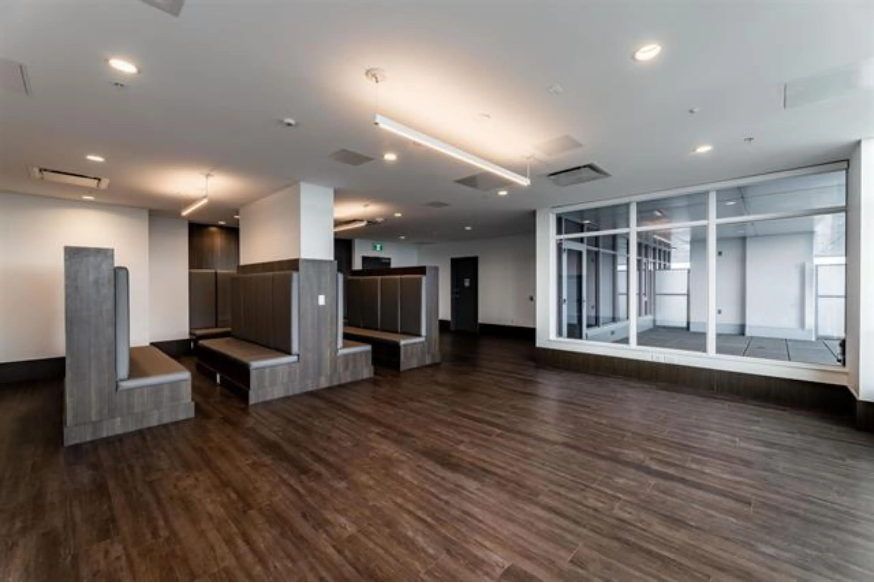 4105 13350 Central Avenue