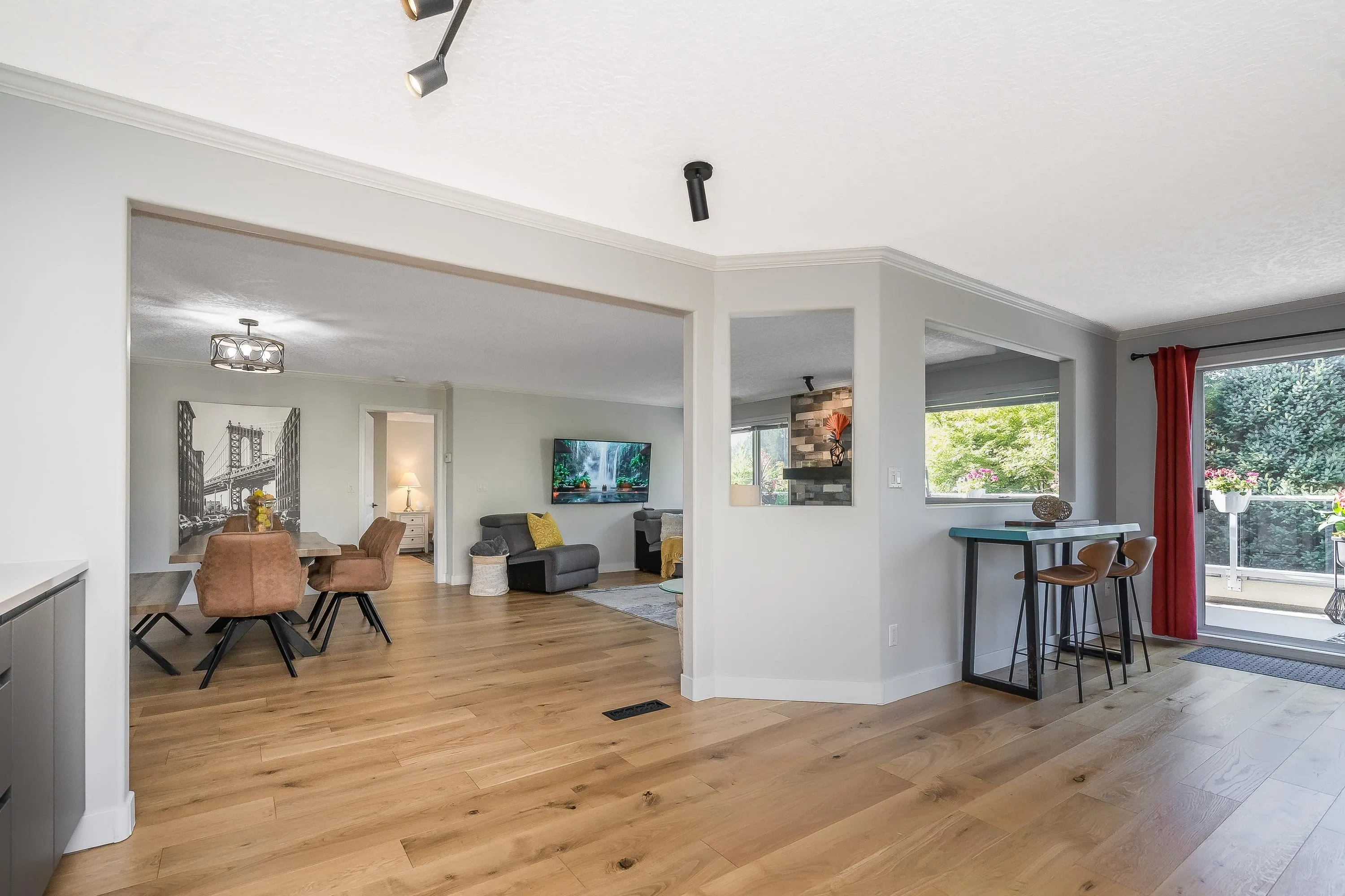 79 4001 Old Clayburn Road