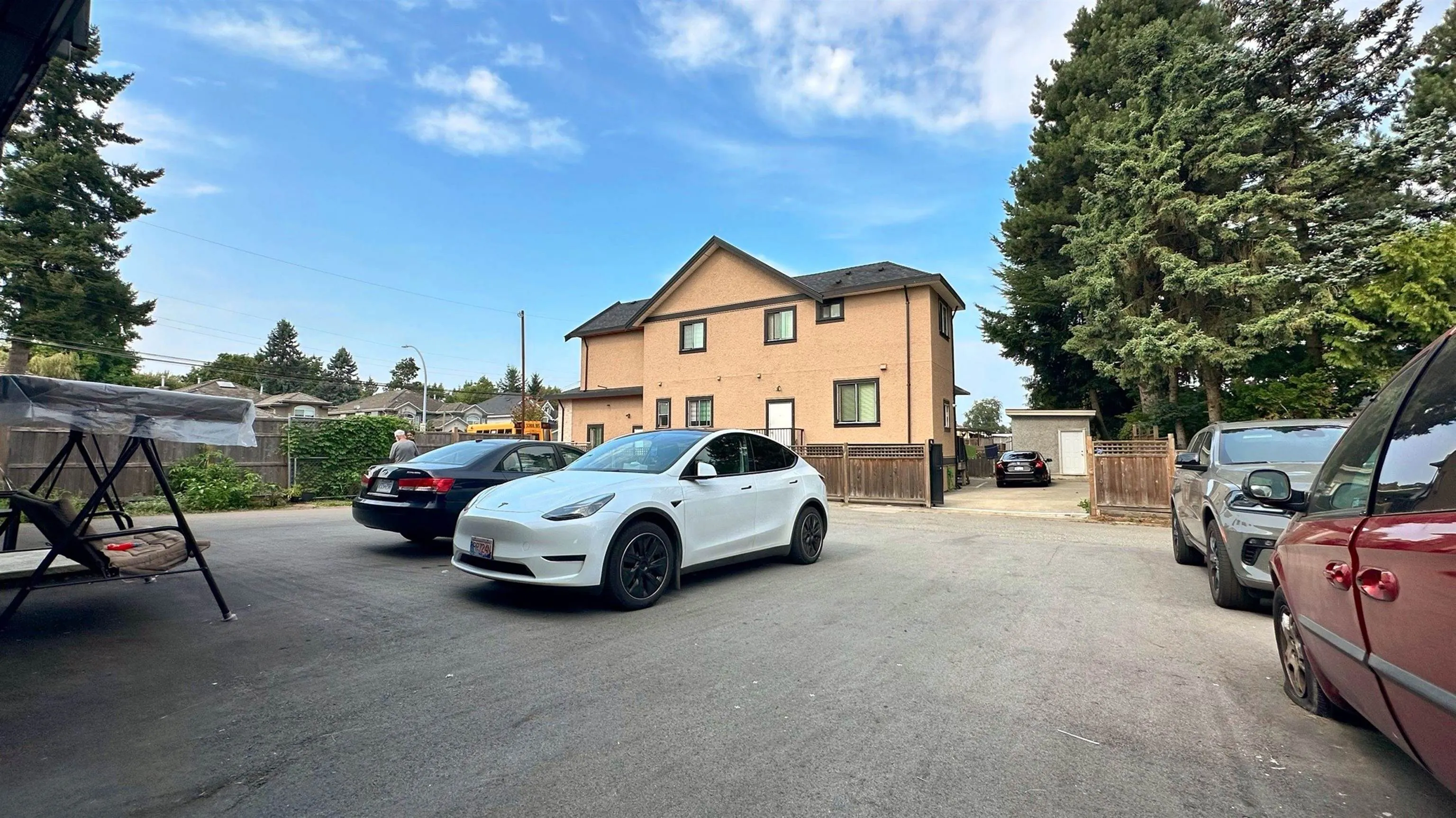 13017 64 Avenue