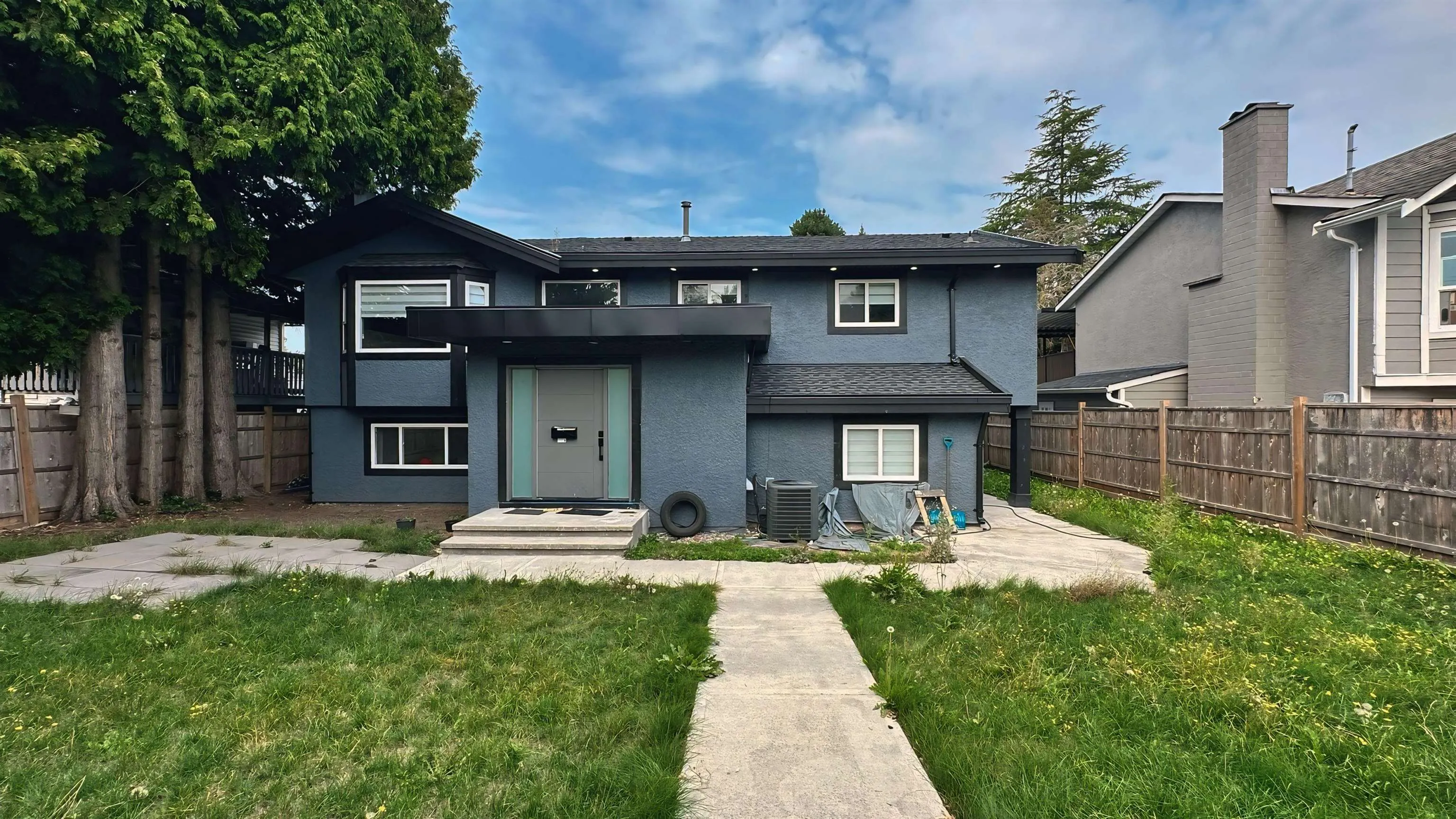 13017 64 Avenue