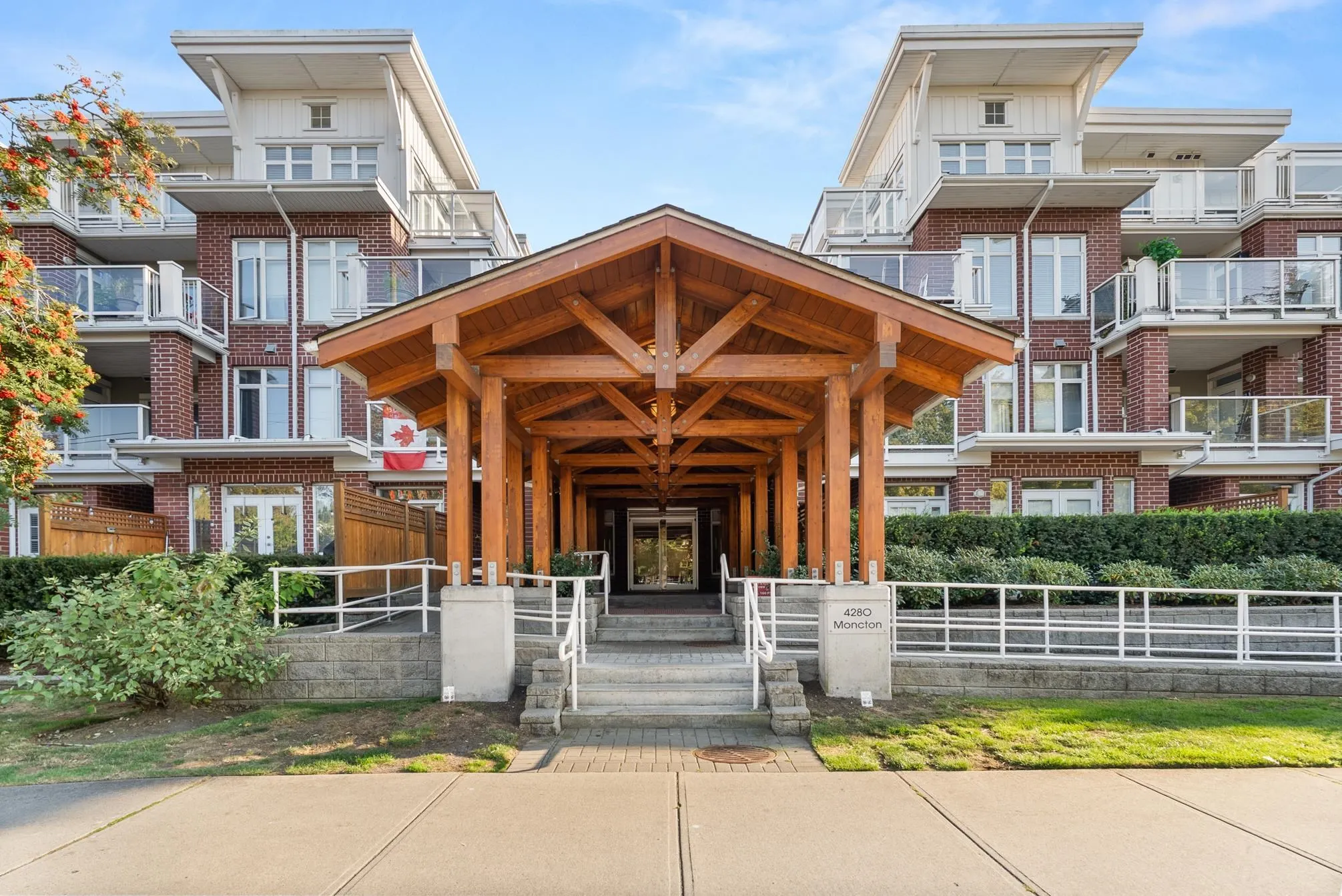311 4280 Moncton Street