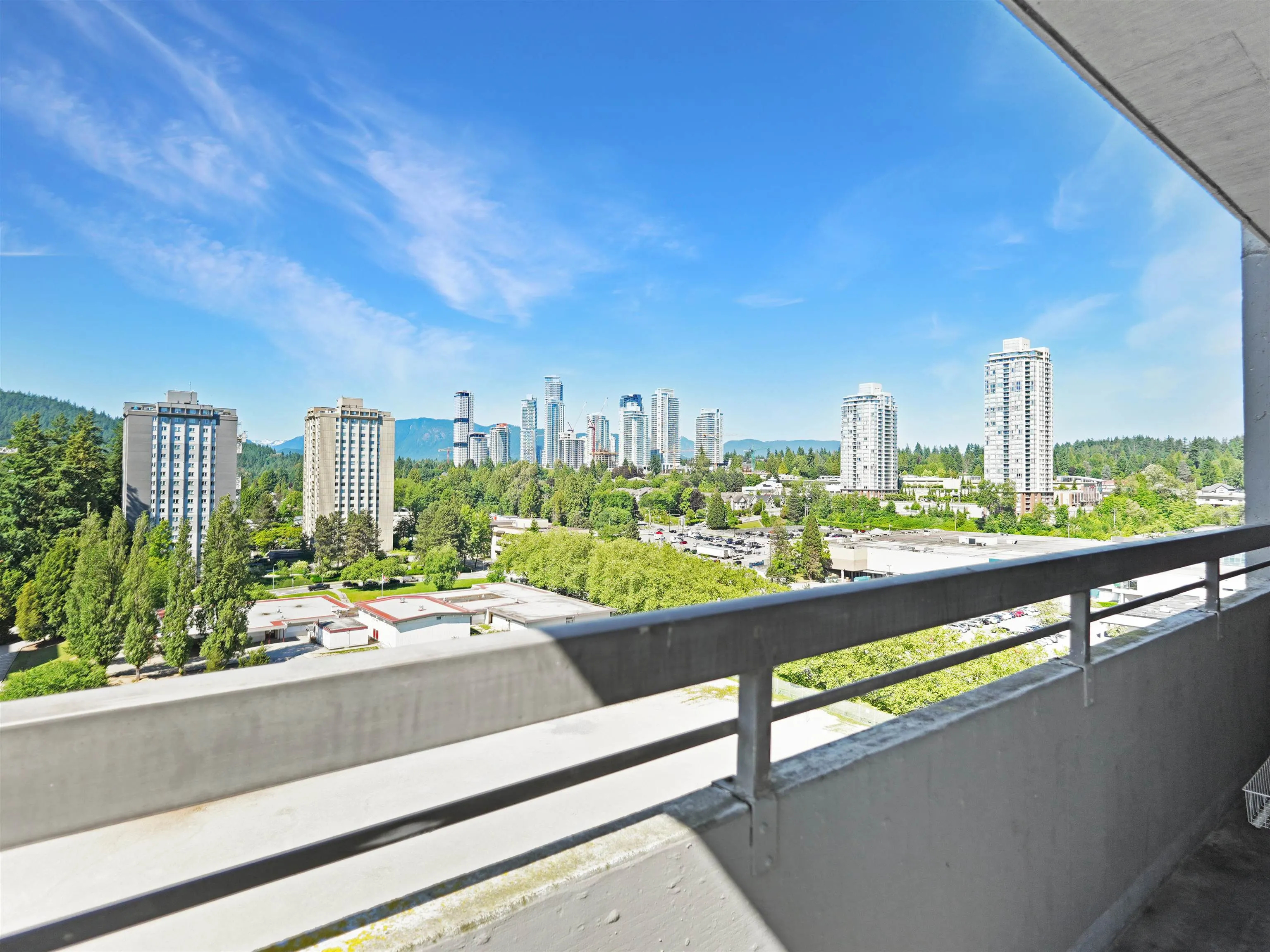 1605 3737 Bartlett Court