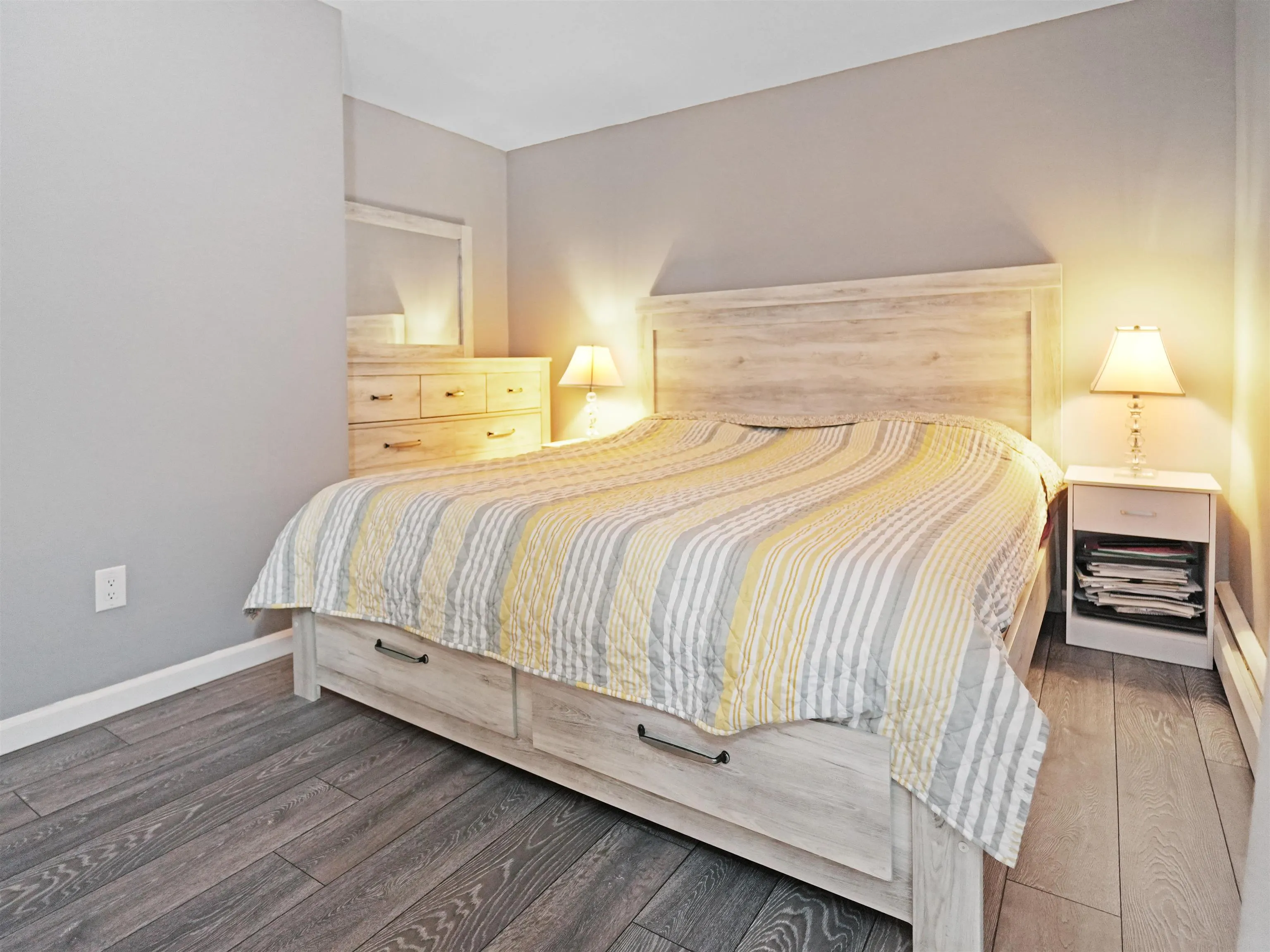 1605 3737 Bartlett Court