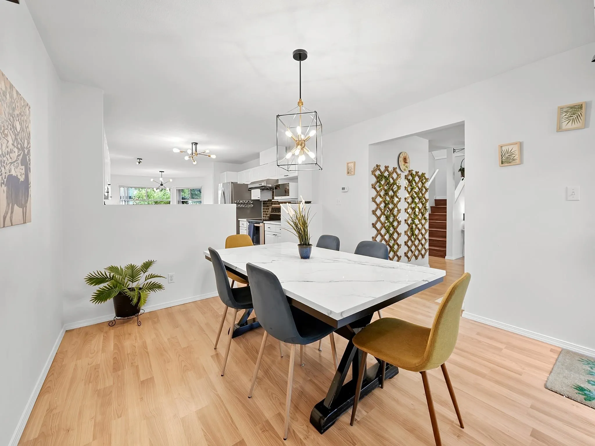158 16080 82 Avenue