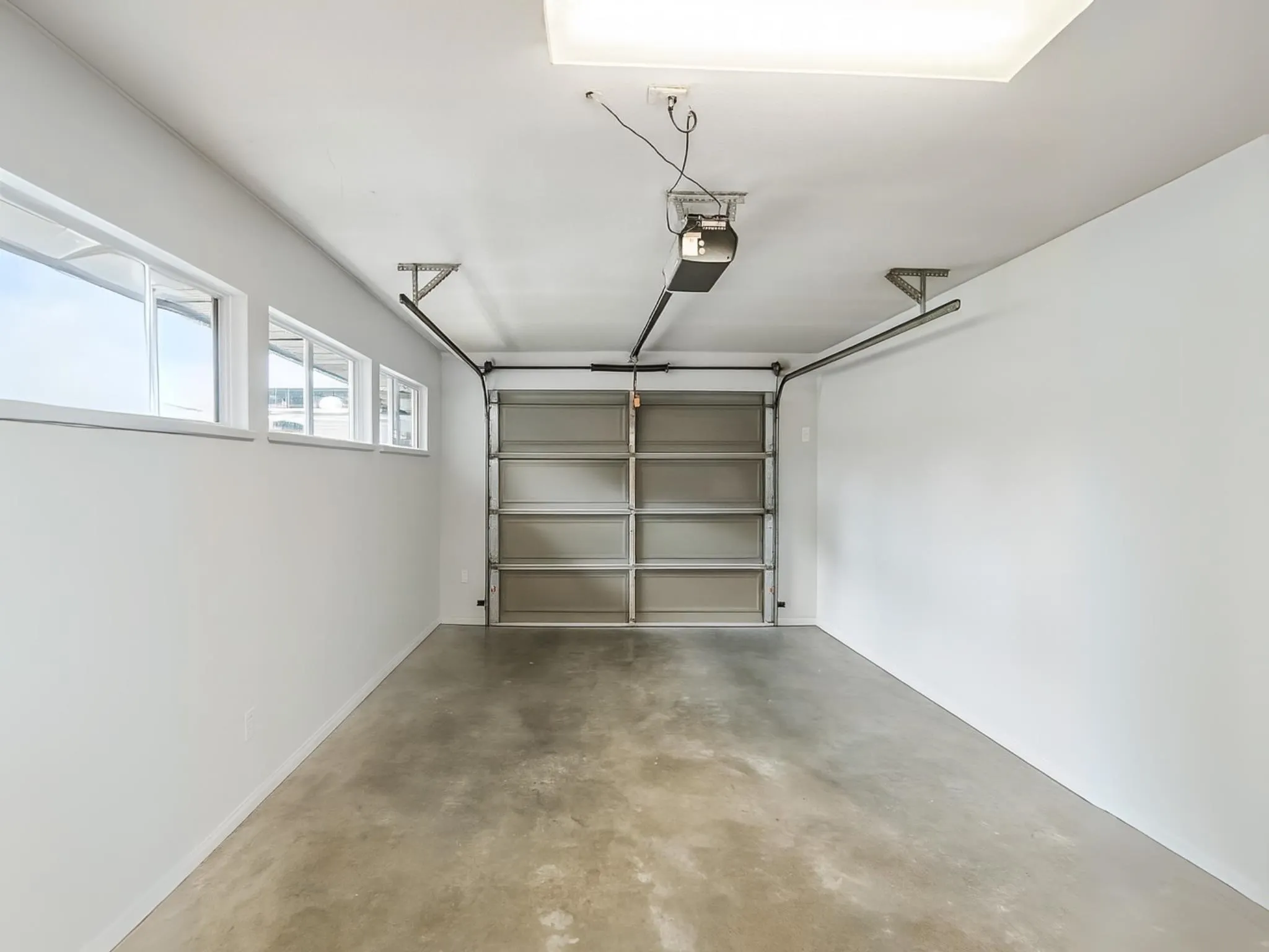 158 16080 82 Avenue