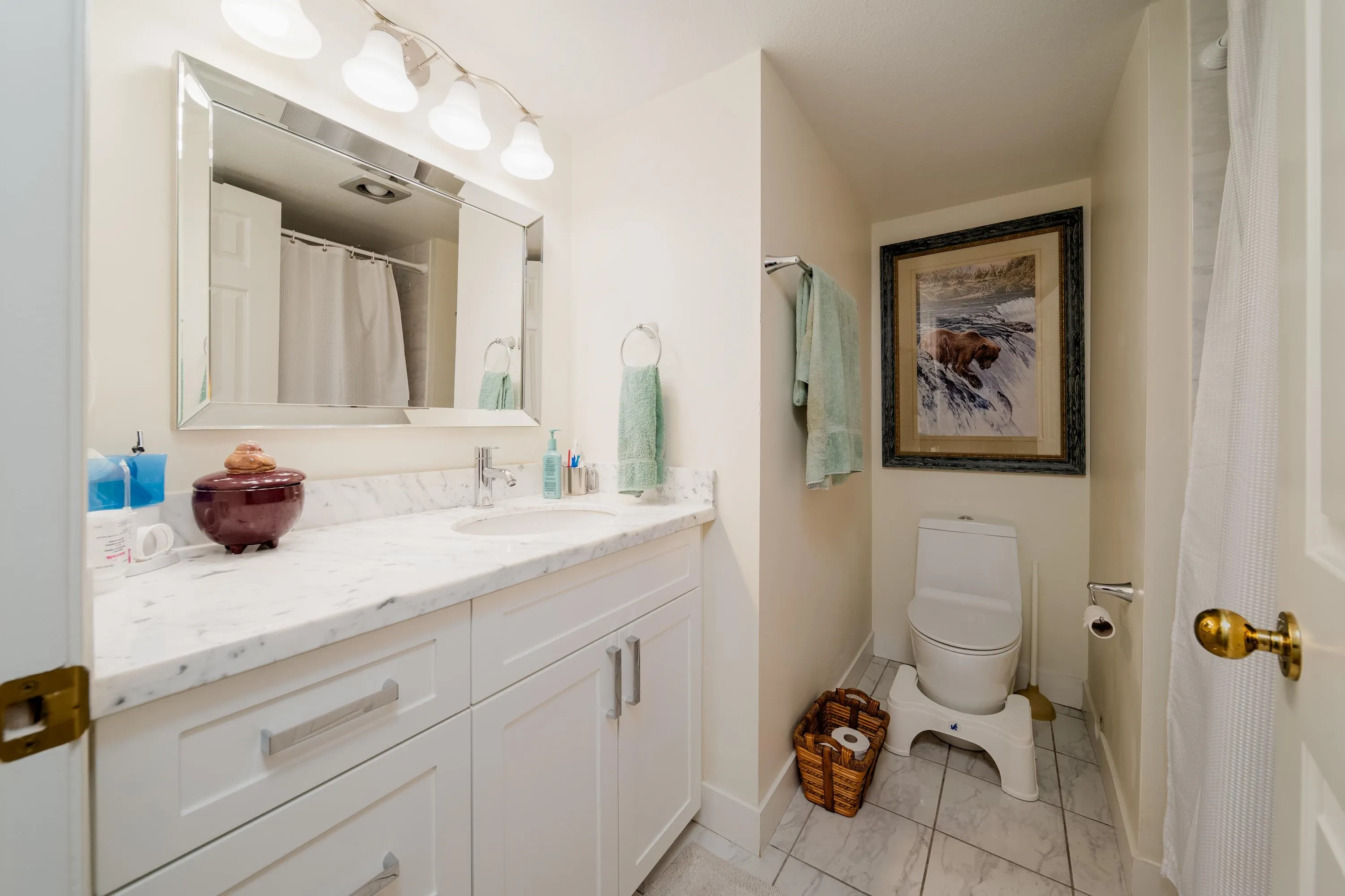 3945 Creekside Place