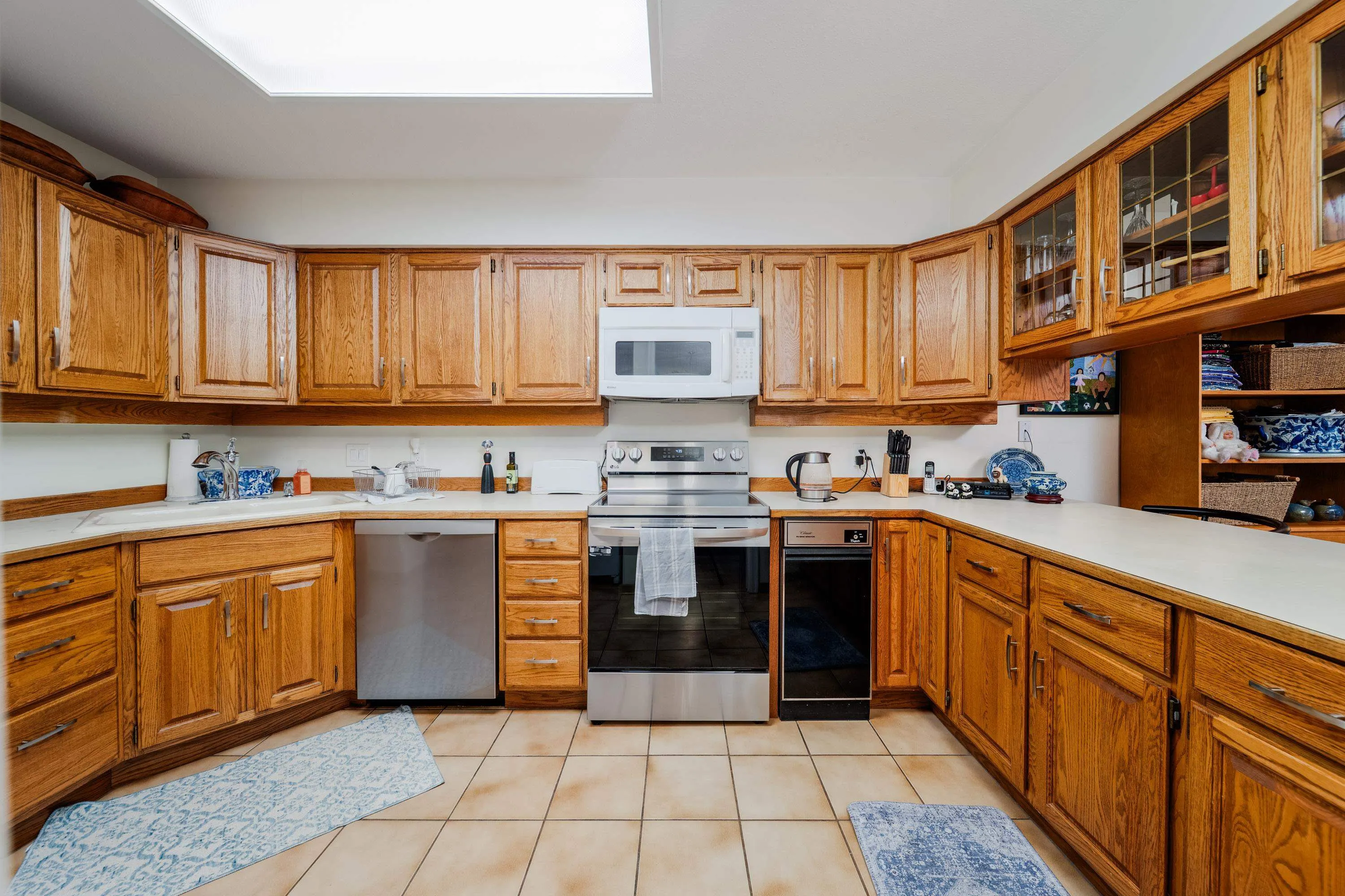 3945 Creekside Place