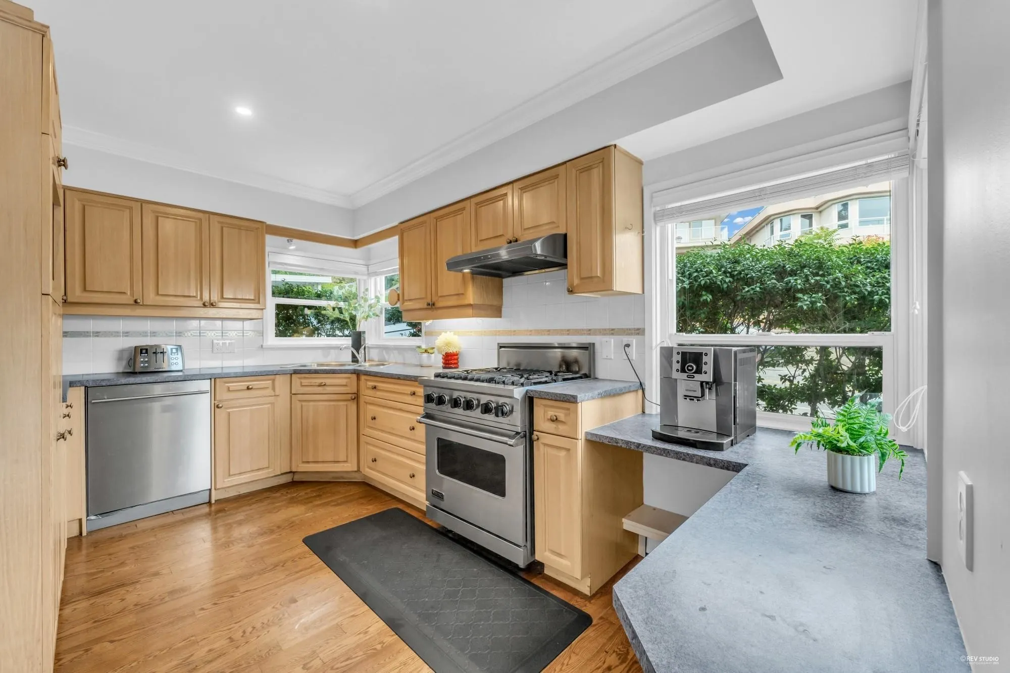 14104 Marine Drive