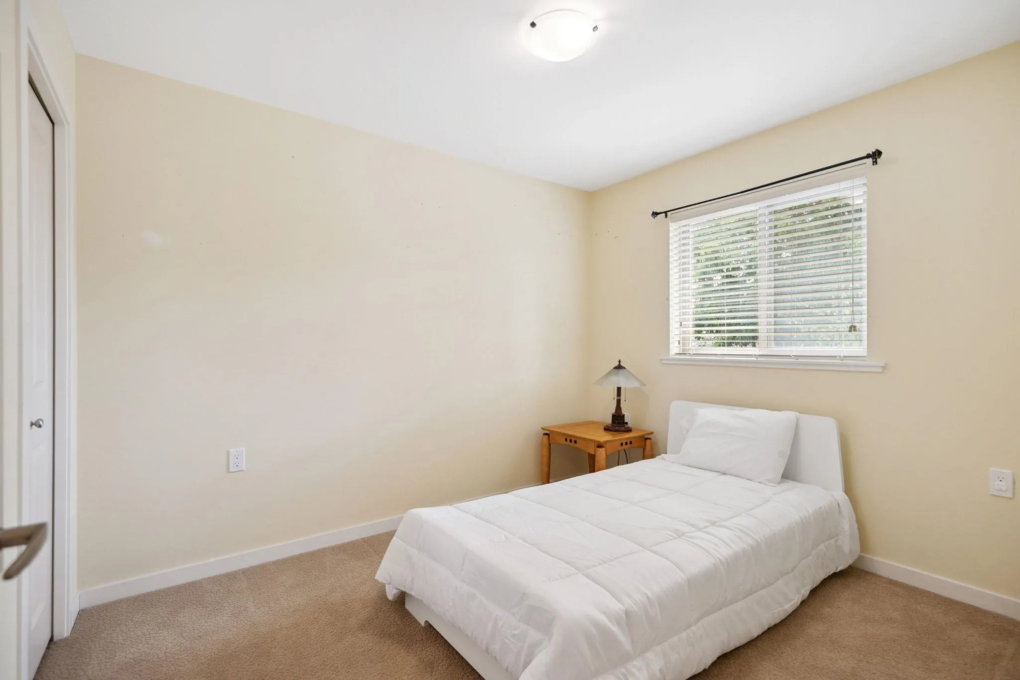 4394 River Road West