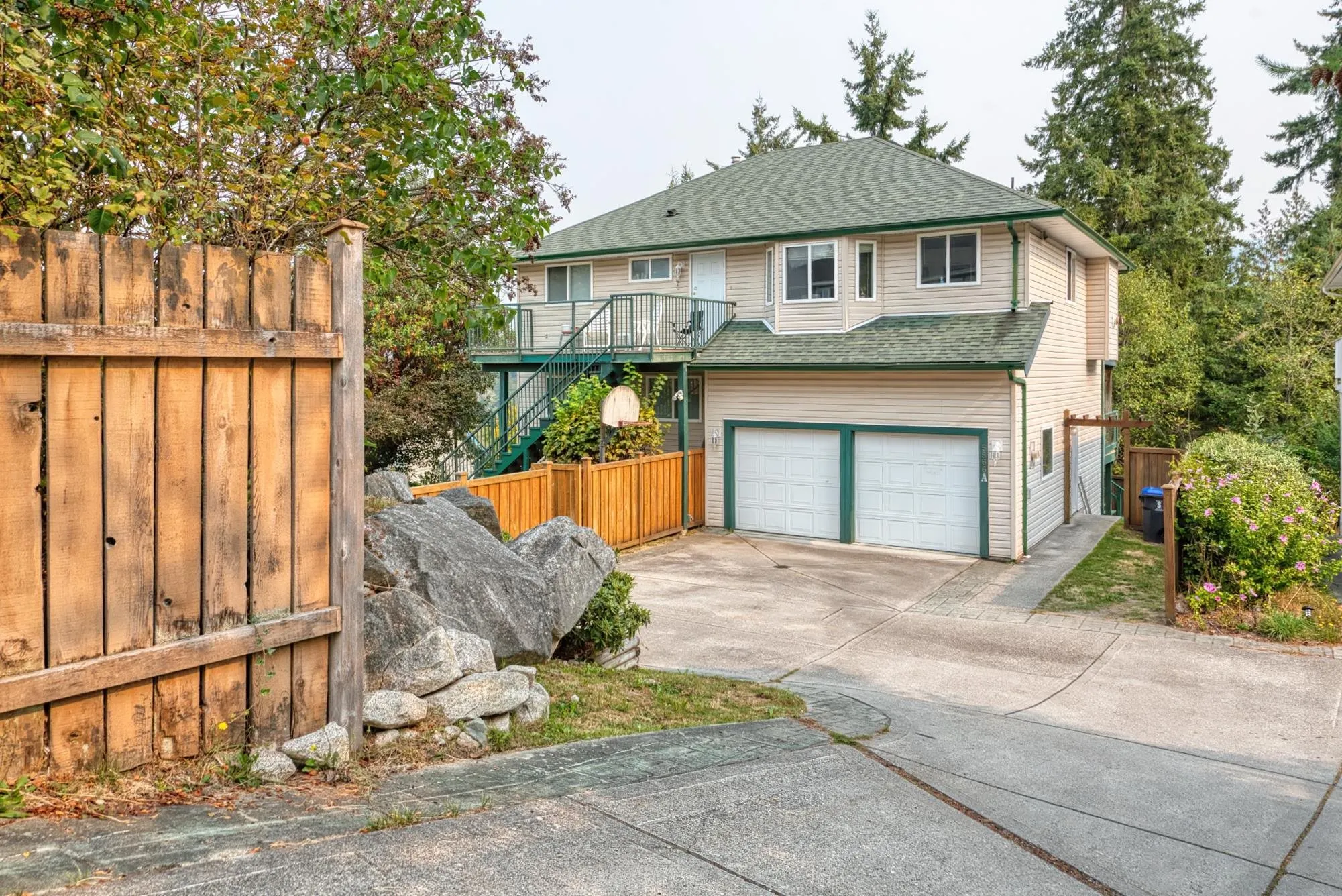 5866A Turnstone Crescent