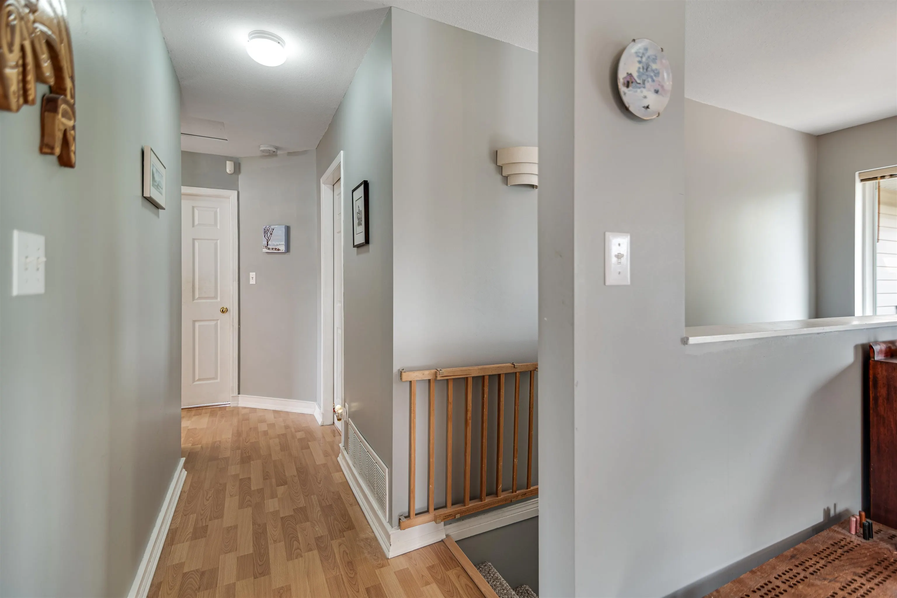 5866A Turnstone Crescent