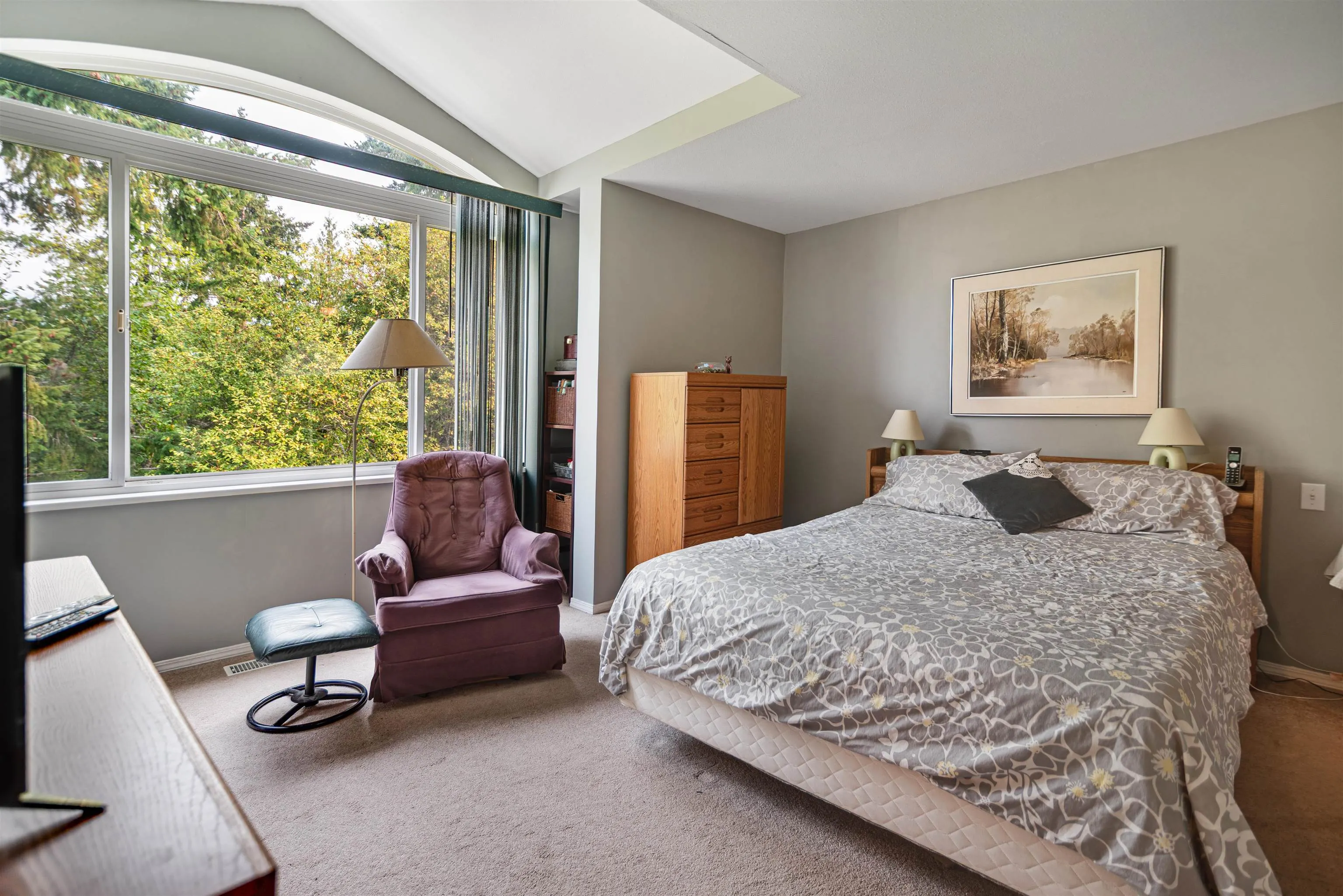 5866A Turnstone Crescent