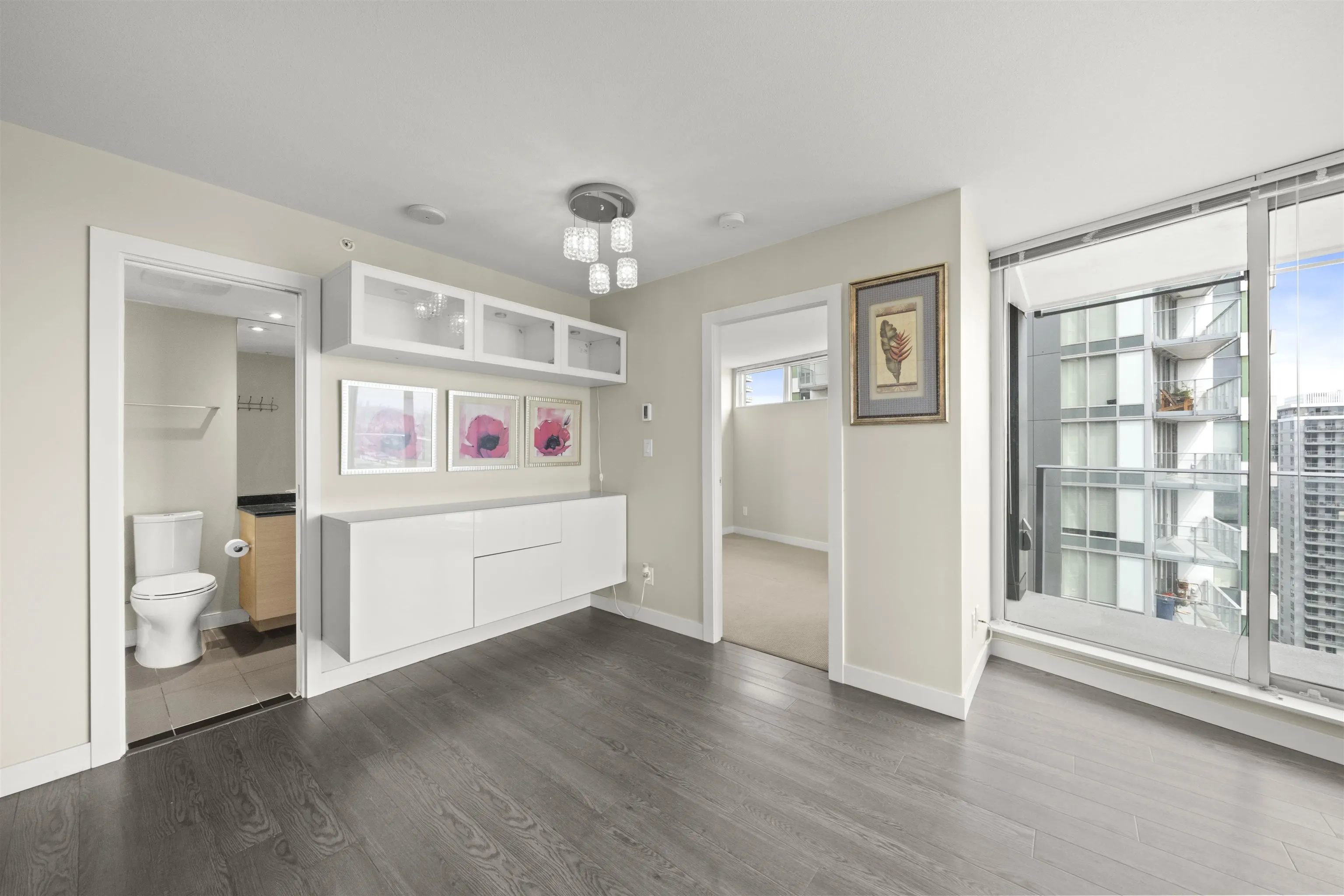 489 Interurban Way