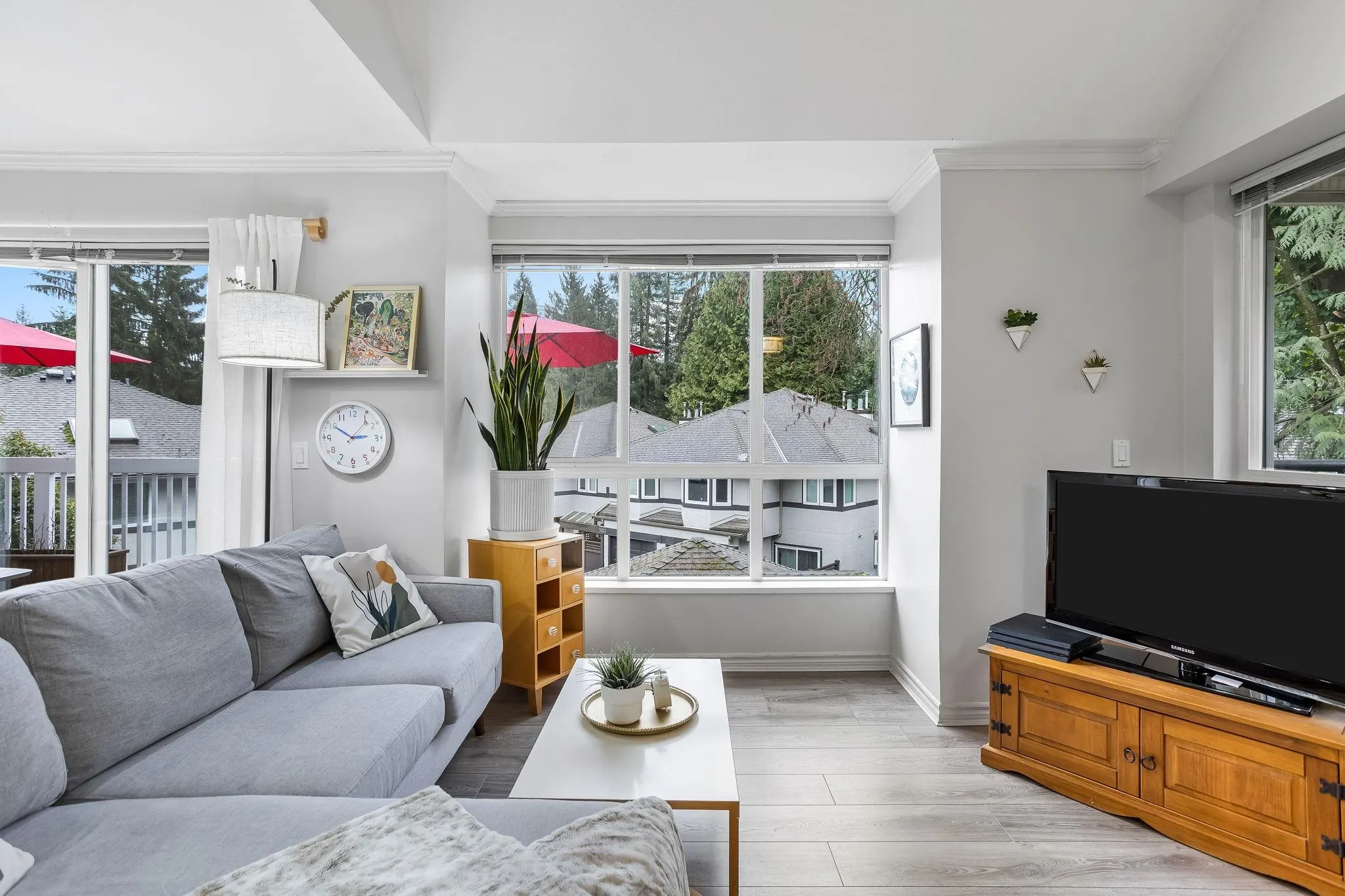 1071 Lynn Valley Road