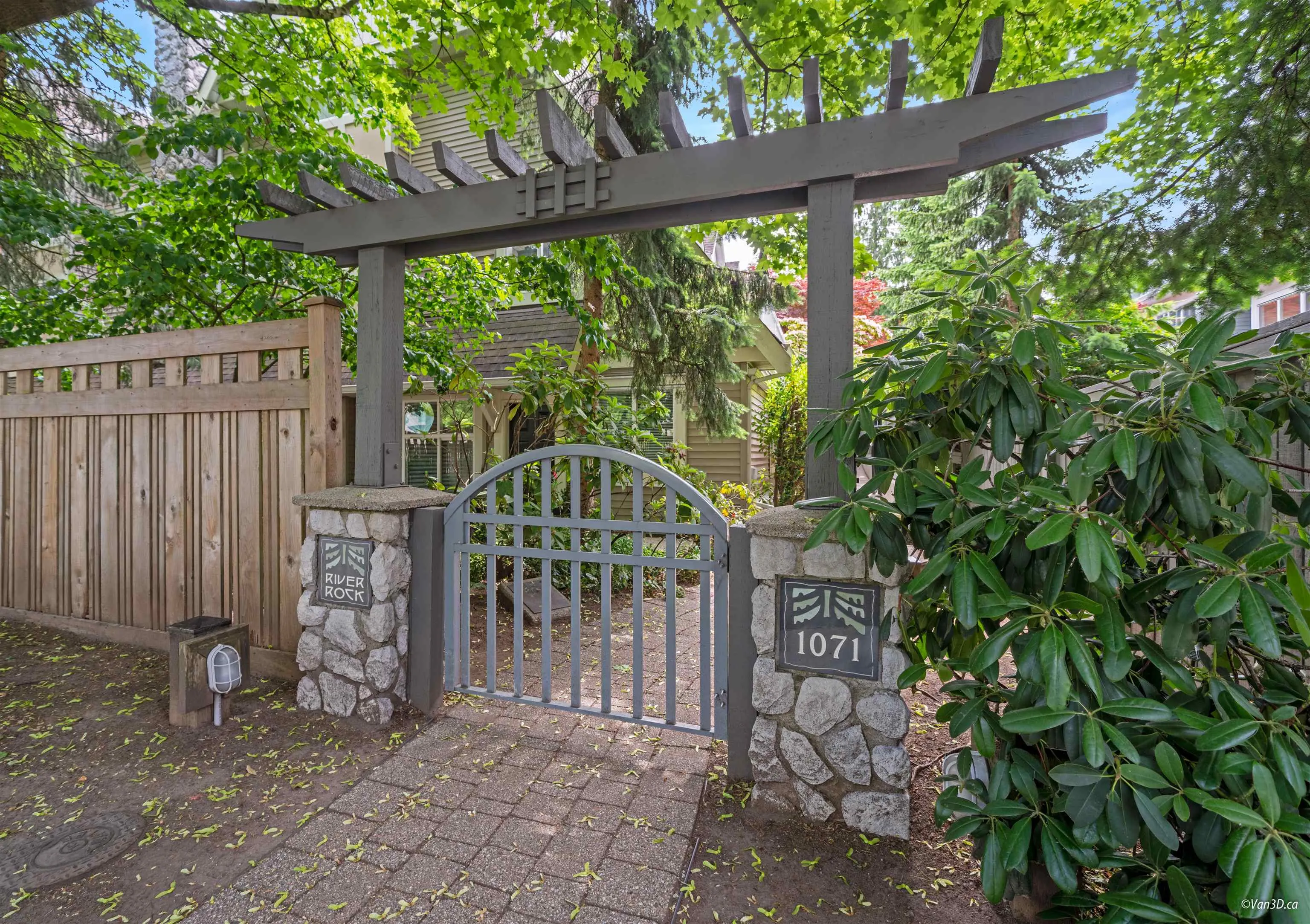 1071 Lynn Valley Road