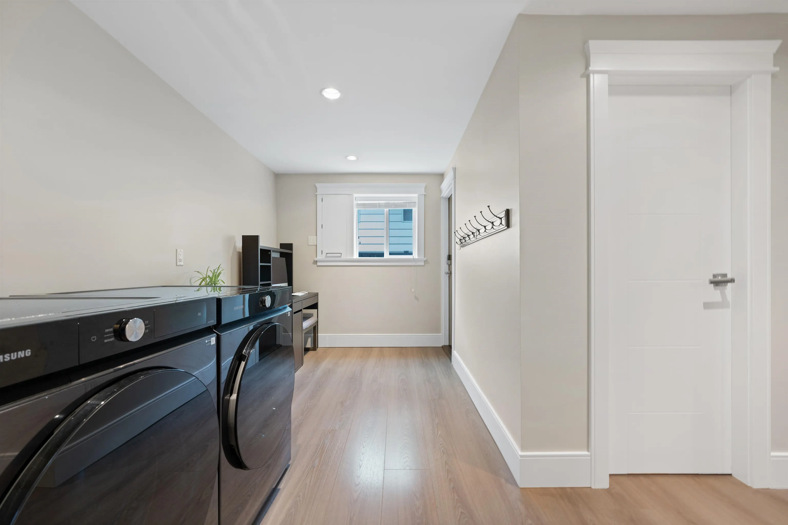 1281 Marsden Court