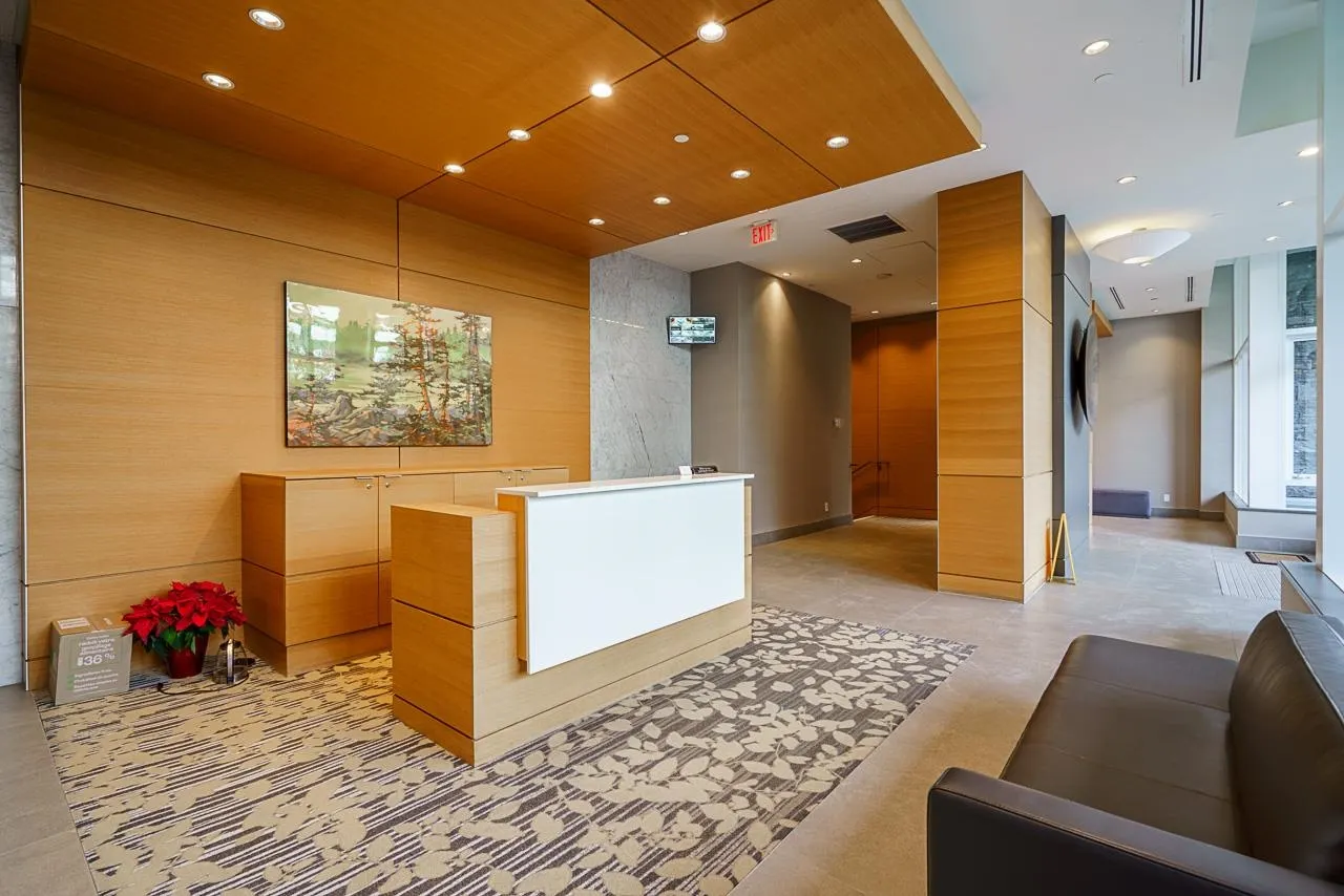 601 888 Arthur Erickson Place