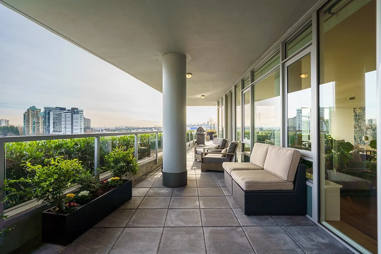 601 888 Arthur Erickson Place
