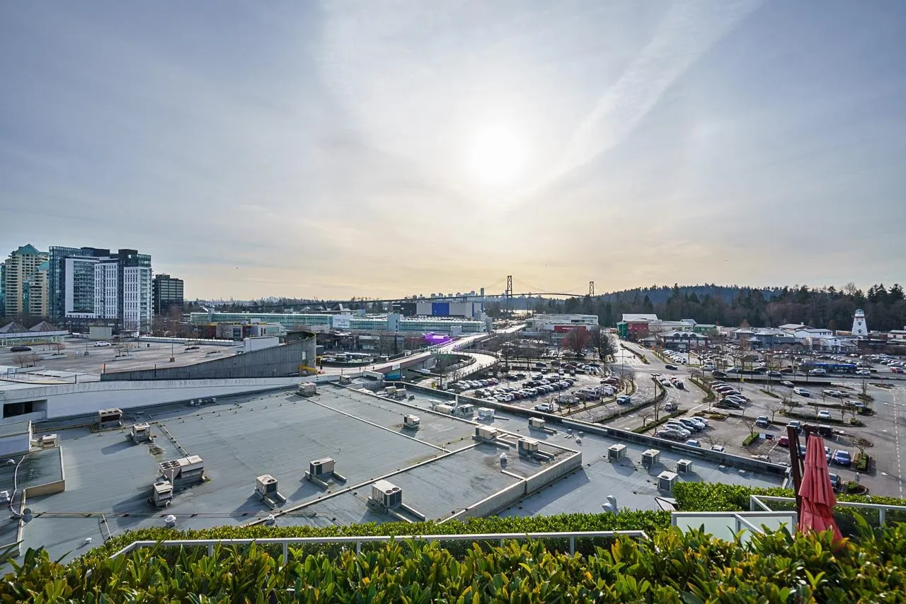 601 888 Arthur Erickson Place