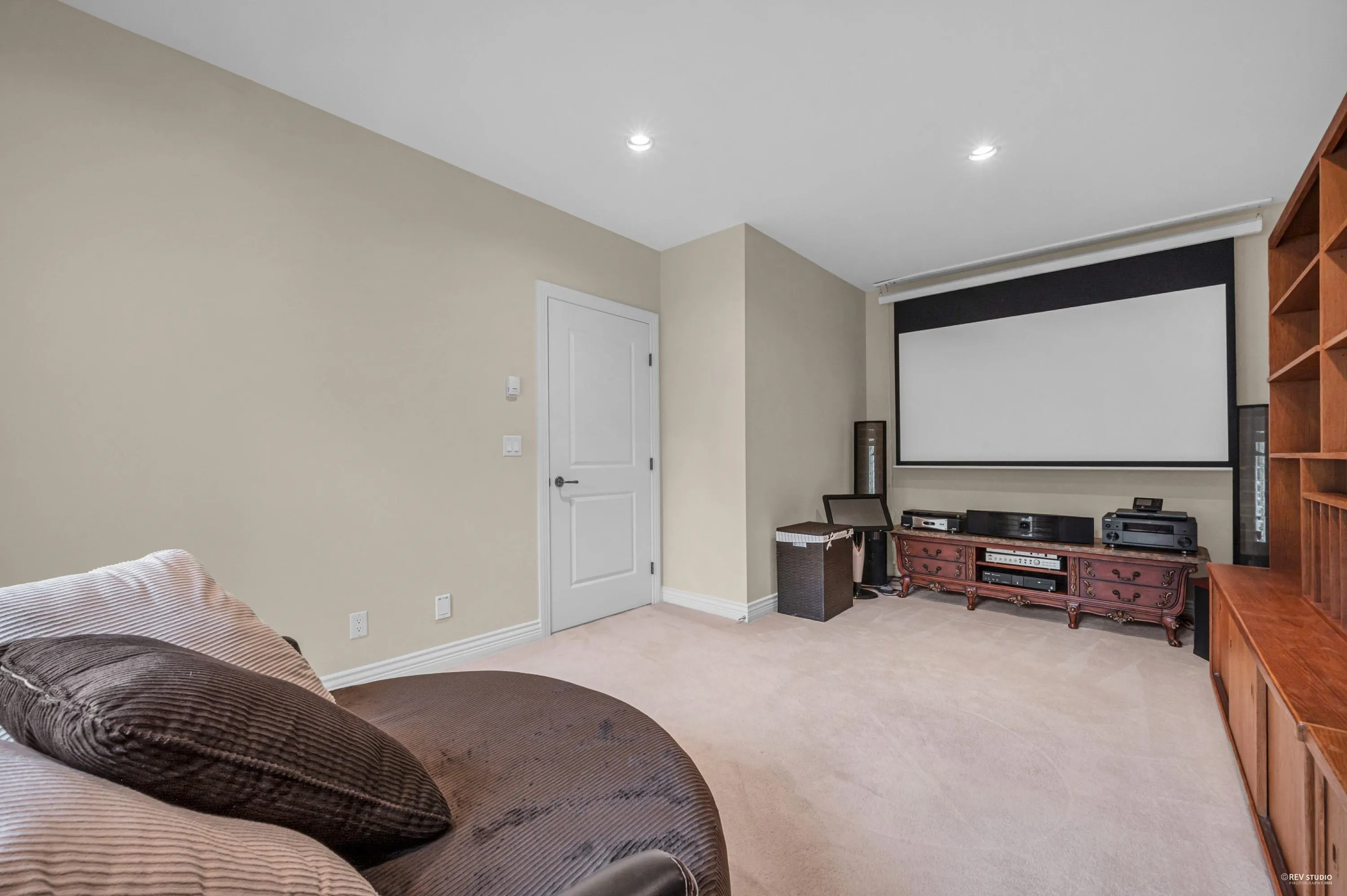 963 Pacific Drive