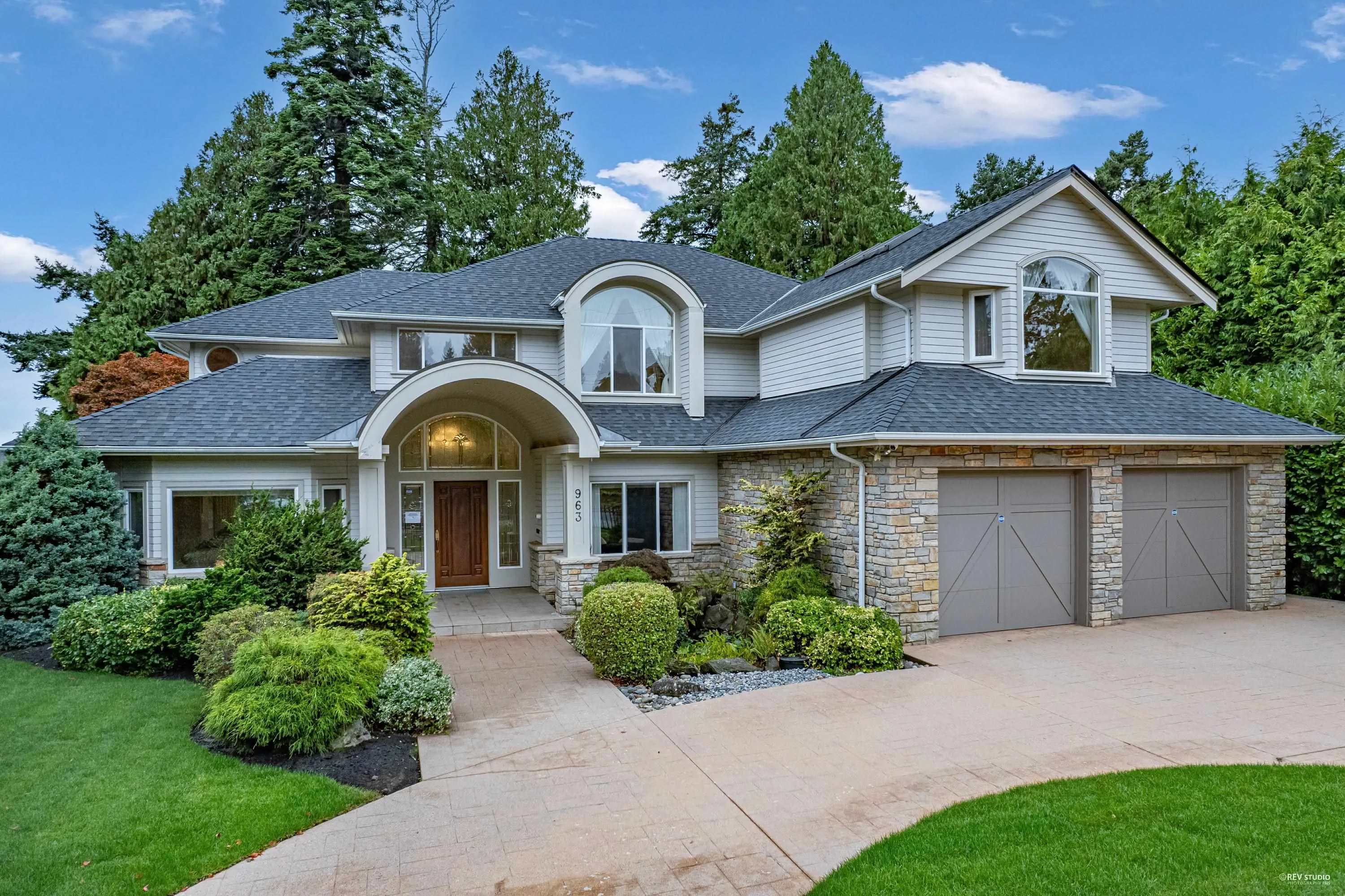 963 Pacific Drive