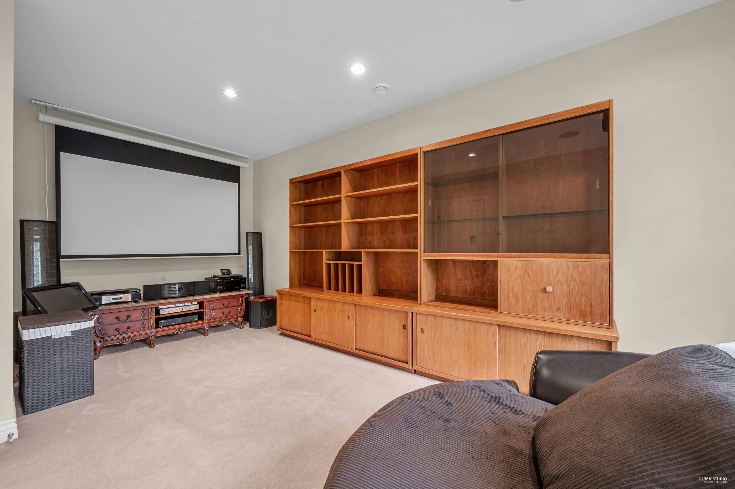 963 Pacific Drive