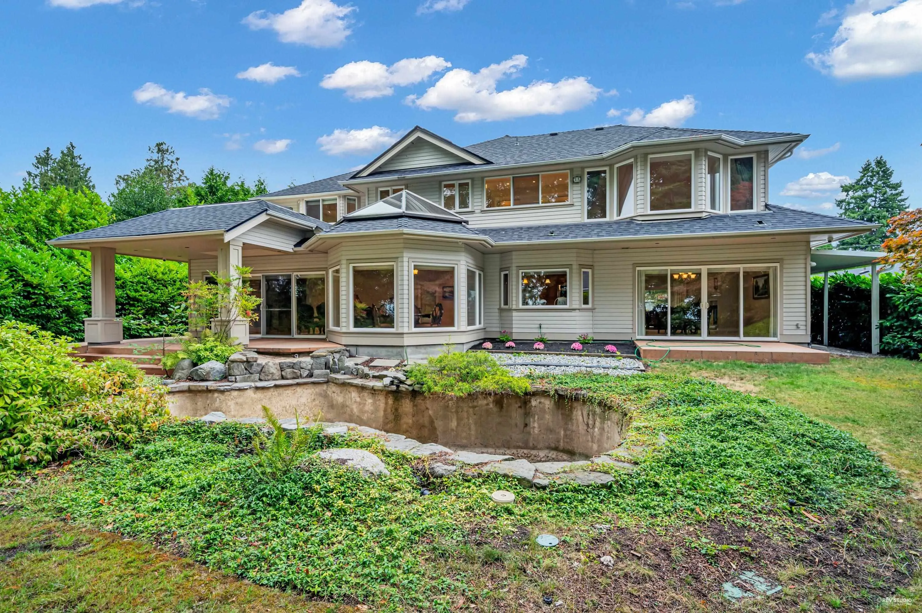 963 Pacific Drive