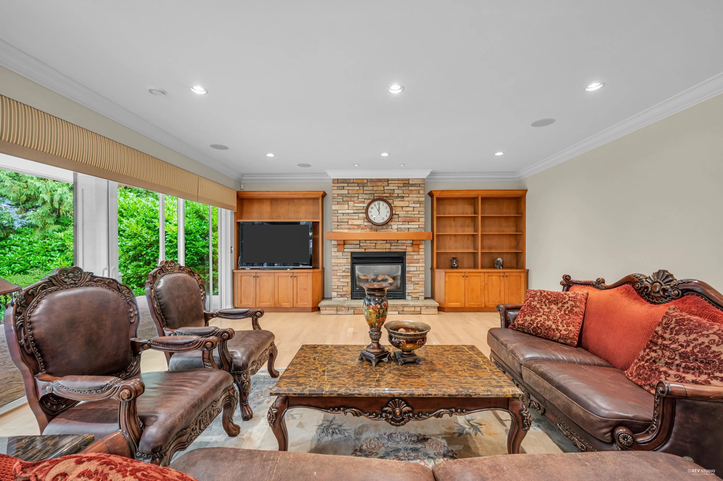 963 Pacific Drive