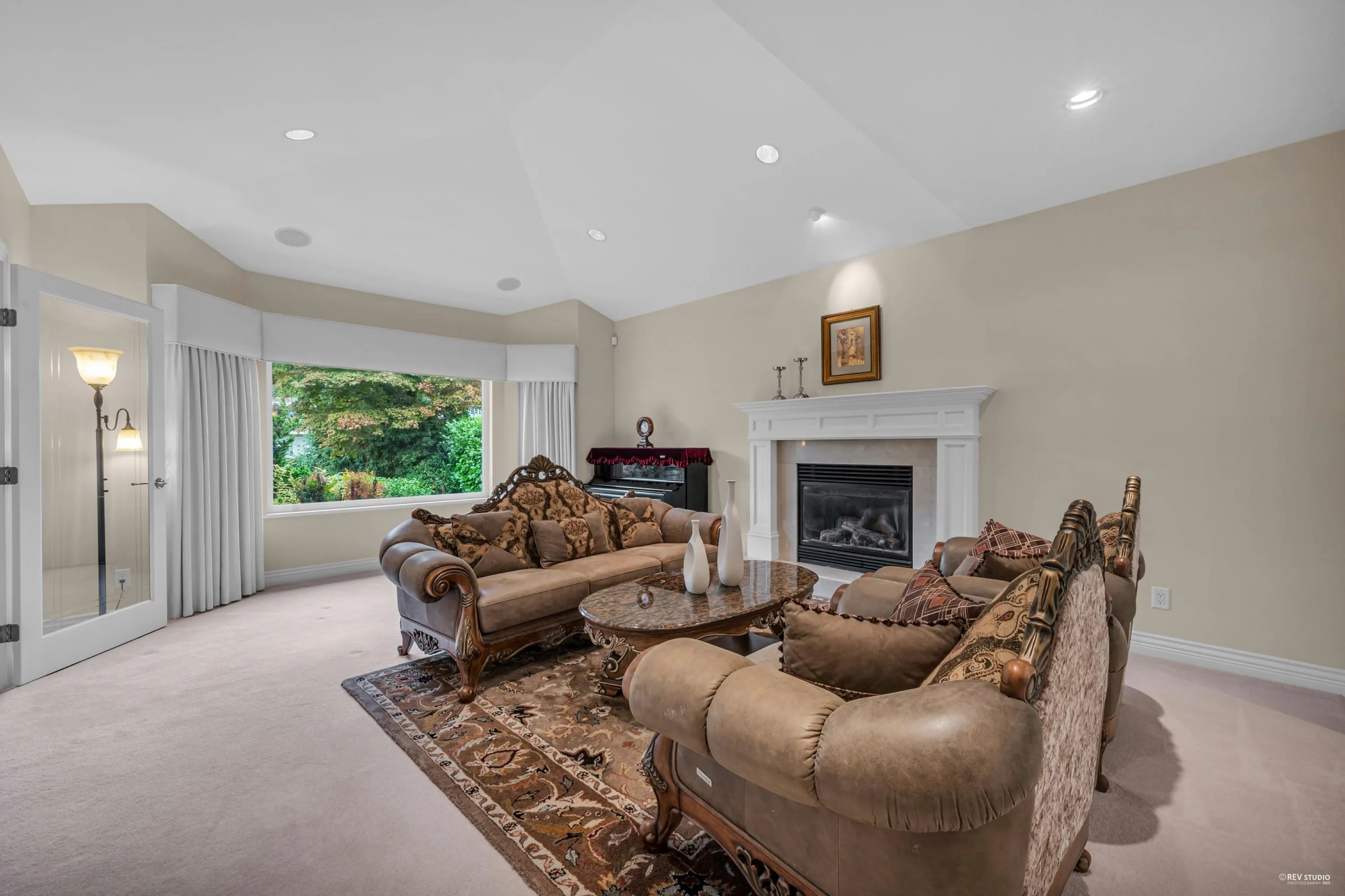 963 Pacific Drive