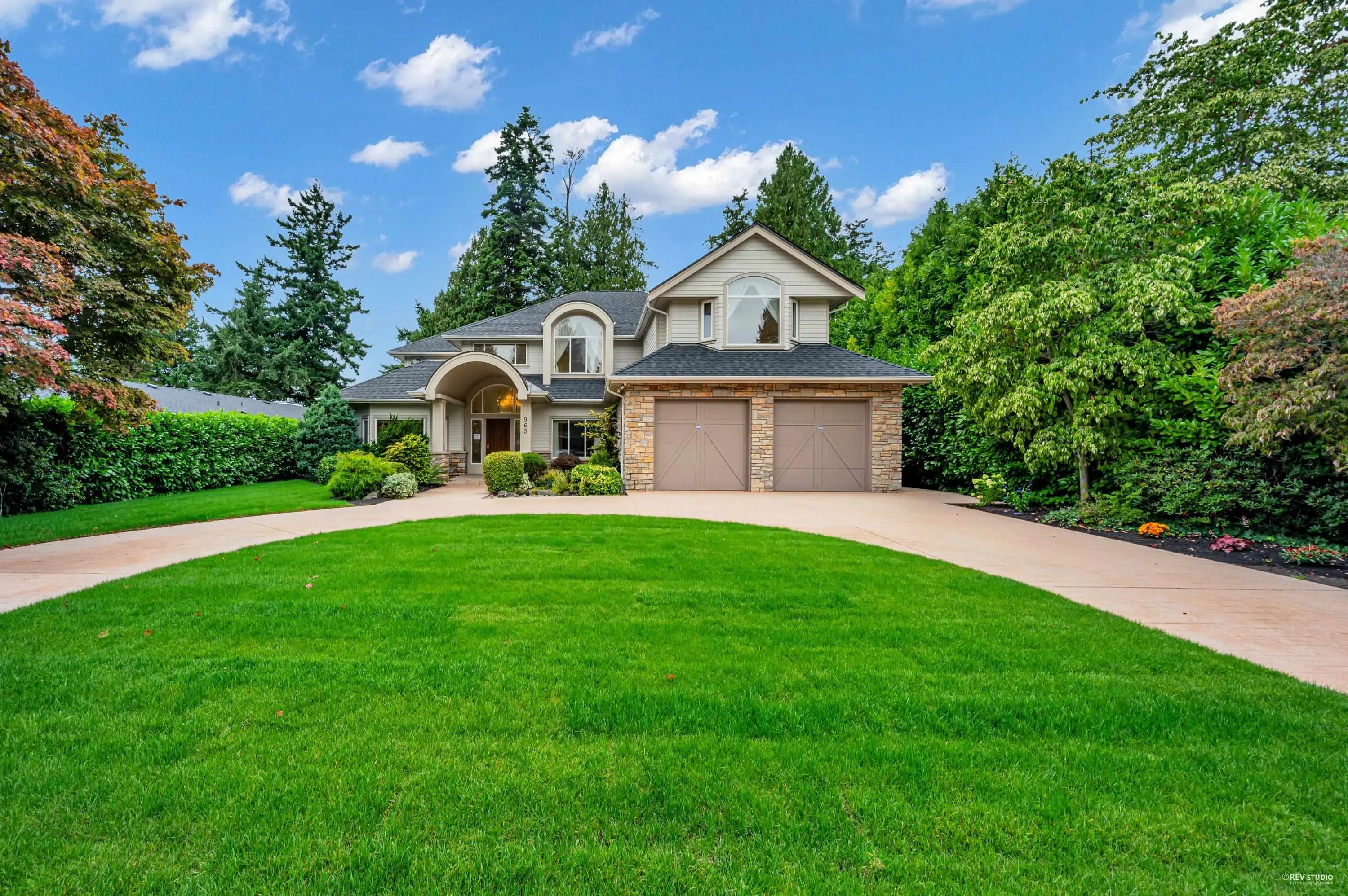 963 Pacific Drive