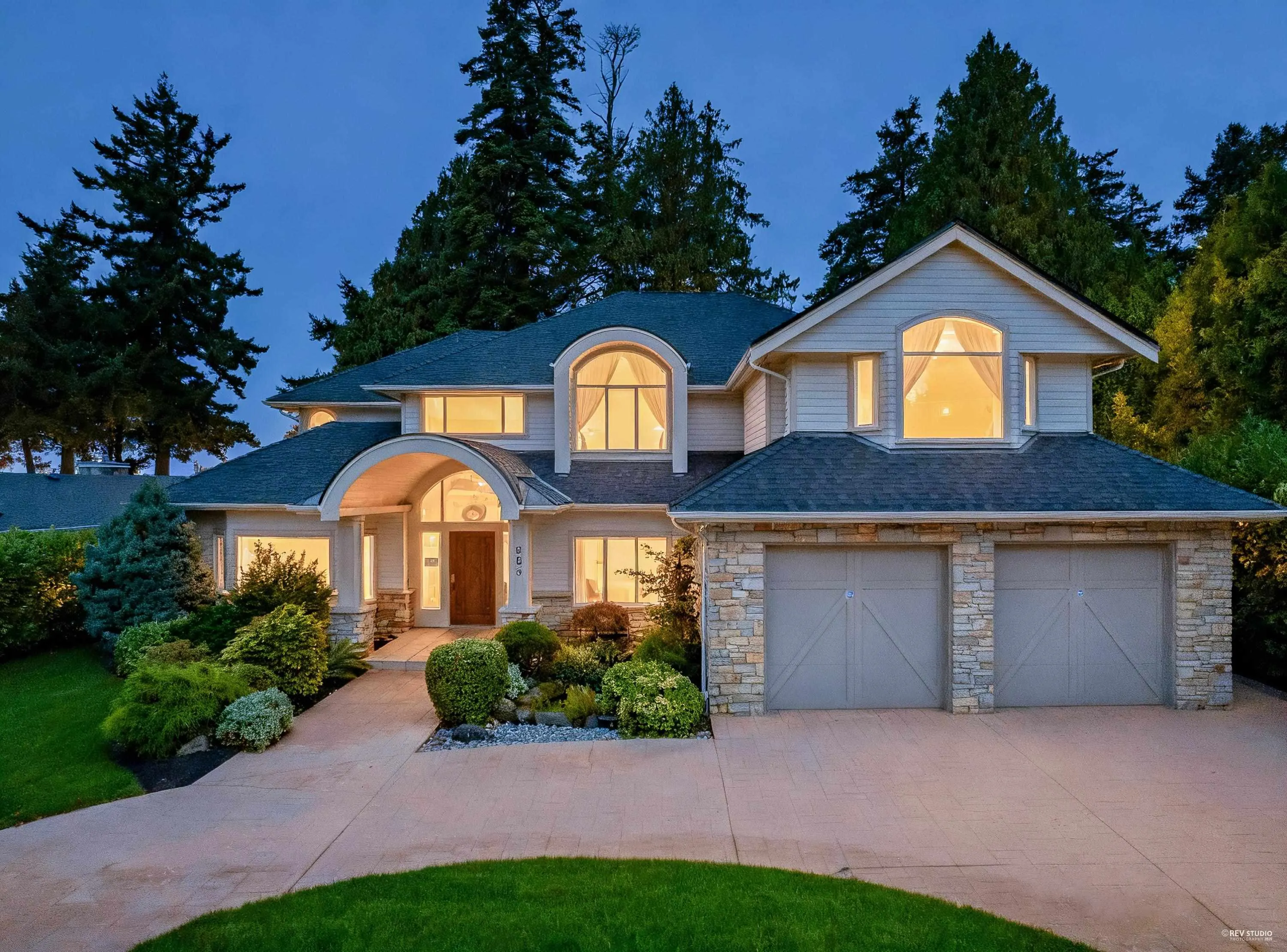 963 Pacific Drive