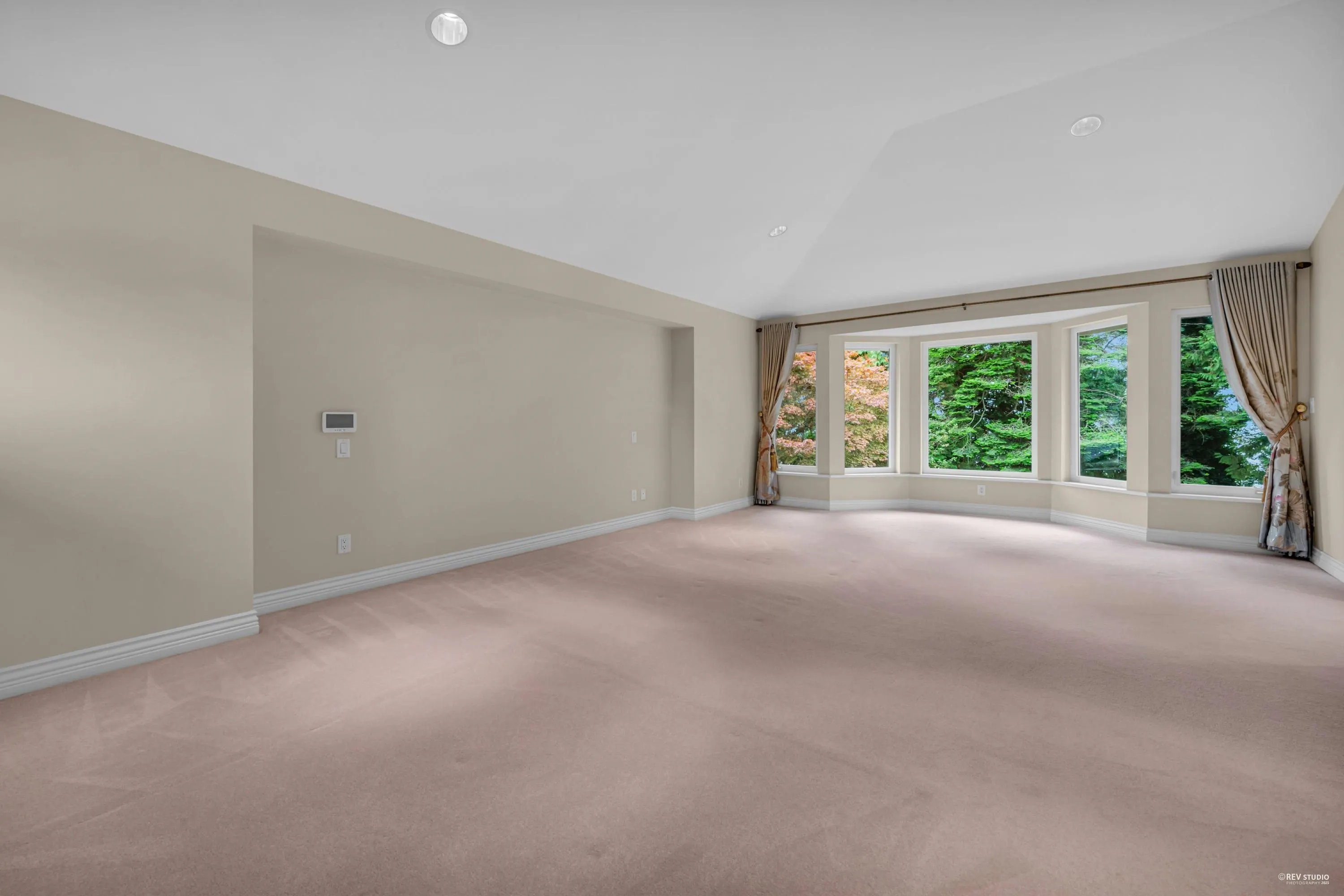 963 Pacific Drive