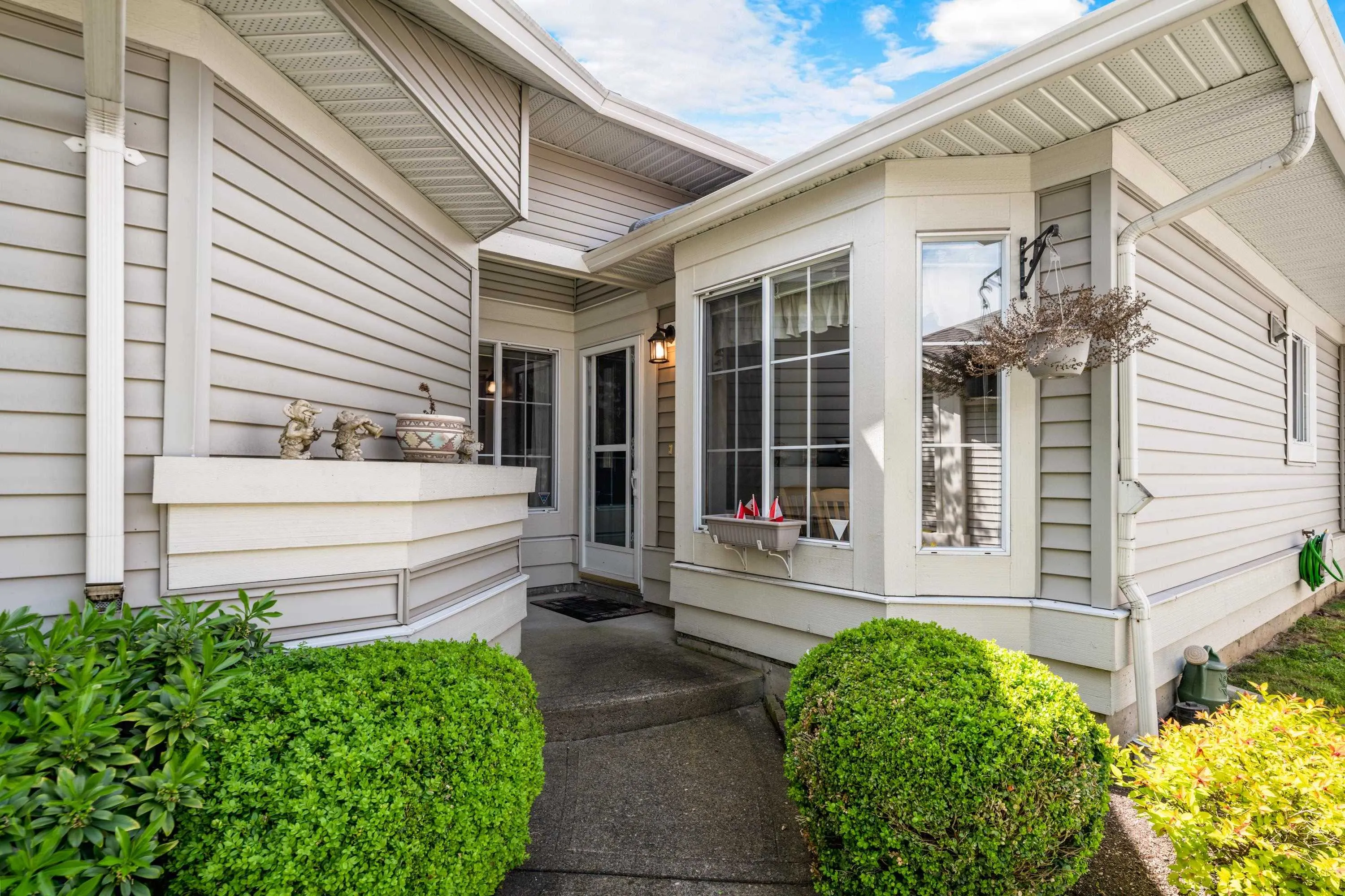 20 16888 80 Avenue