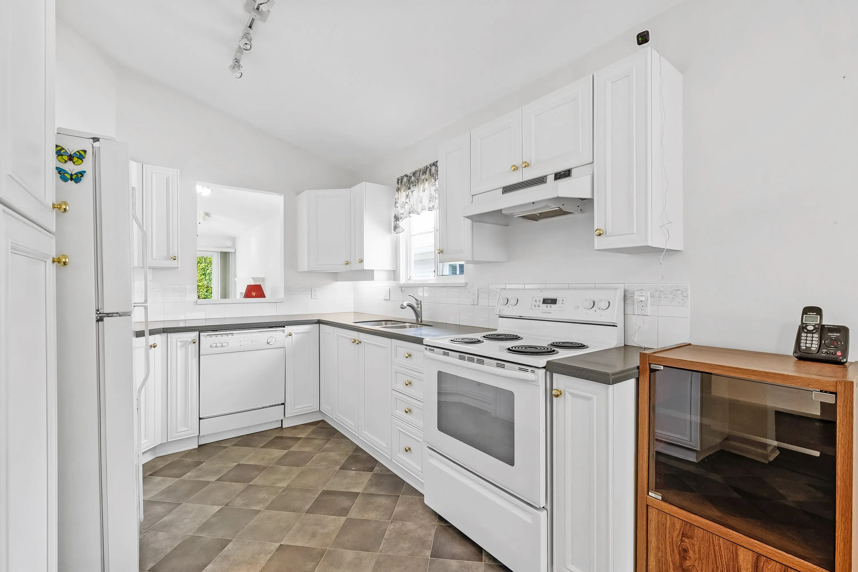 20 16888 80 Avenue