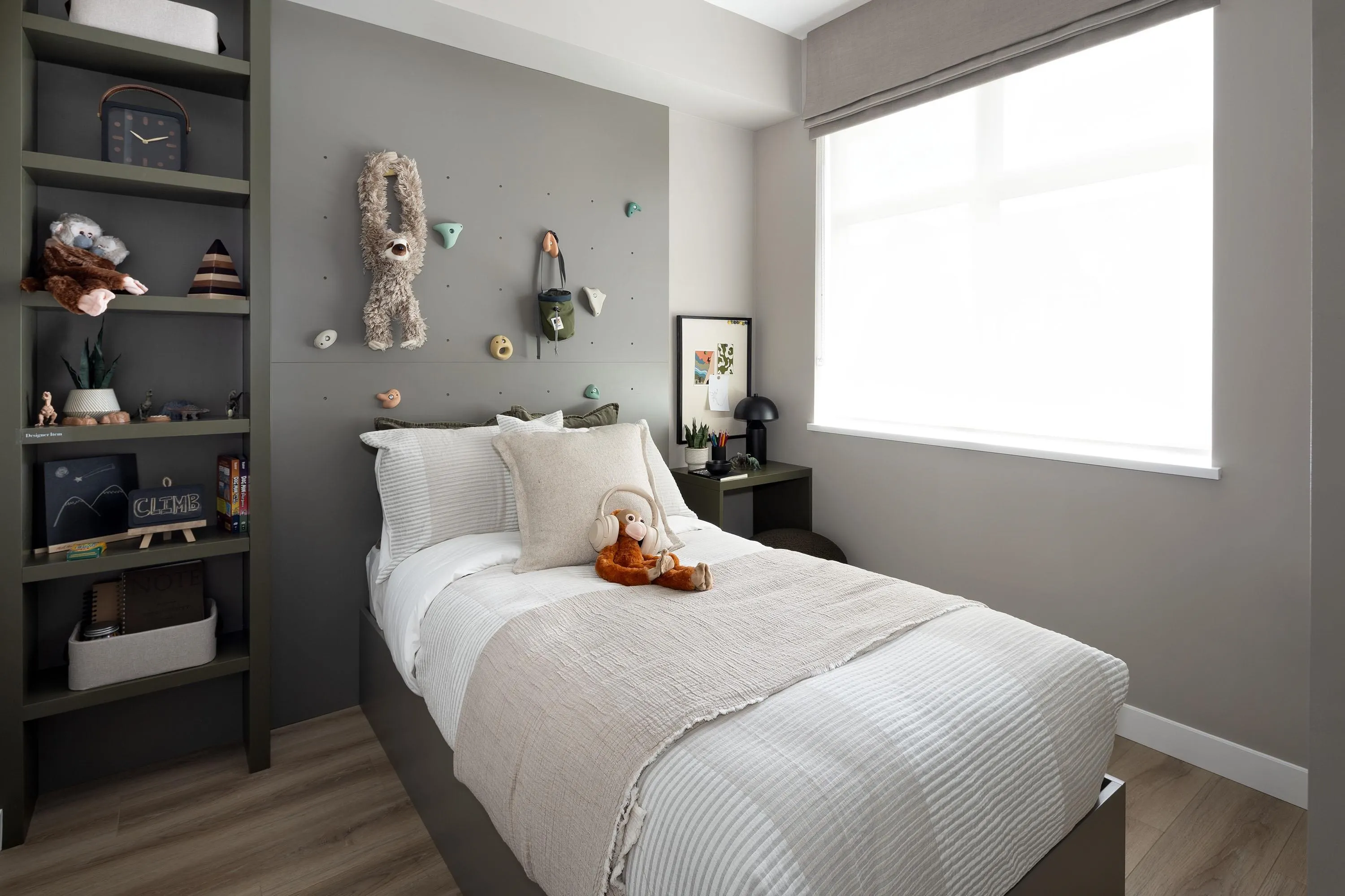 7 2150 Rindall Avenue