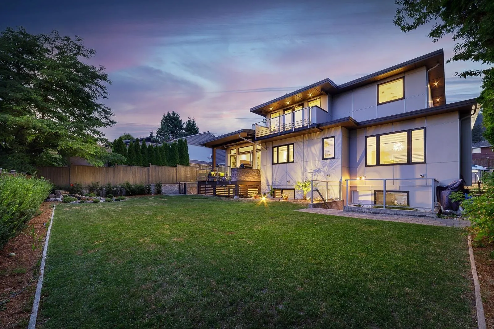 517 Granada Crescent