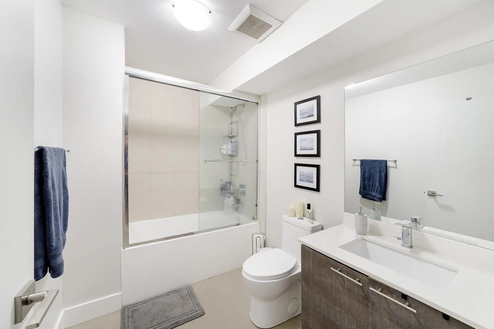 517 Granada Crescent