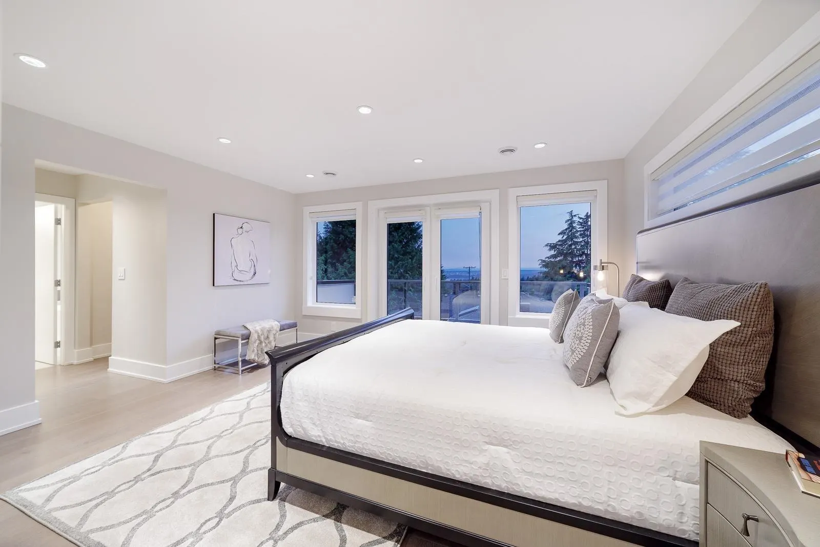517 Granada Crescent