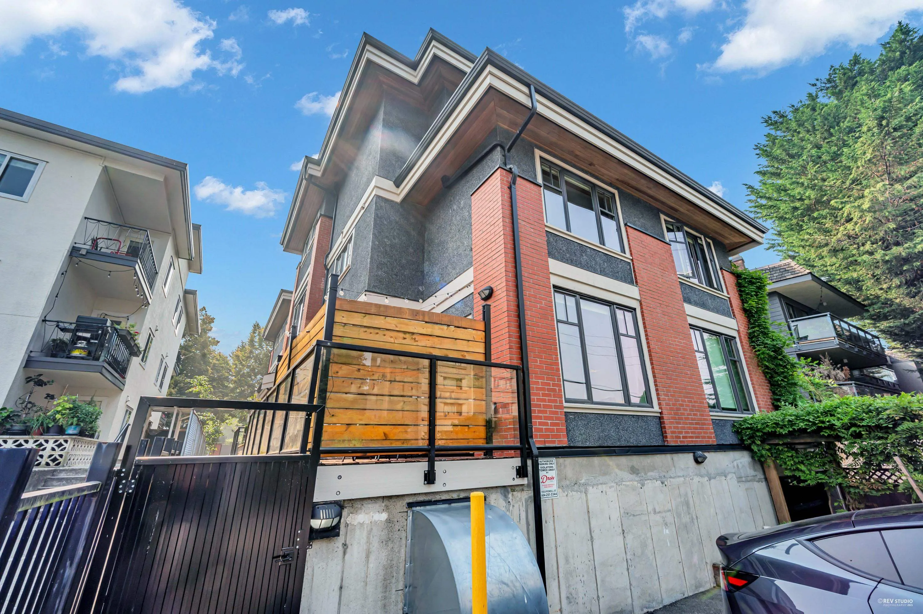 333 E 7th Avenue