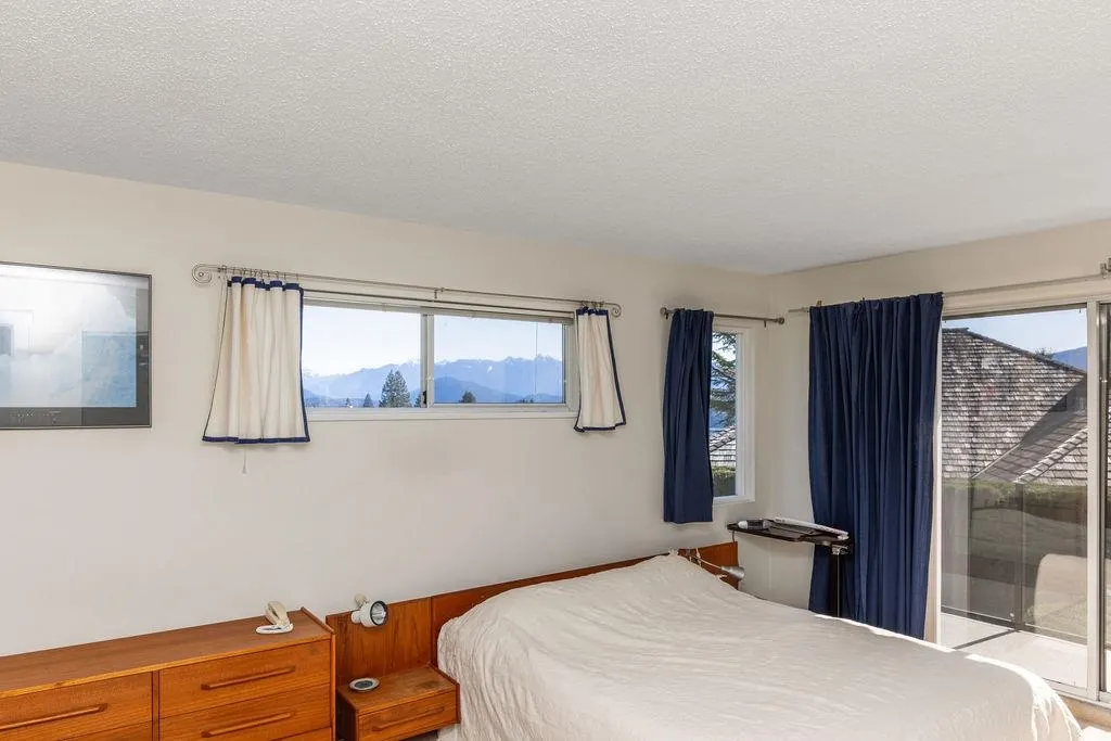 802 Oceanmount Boulevard