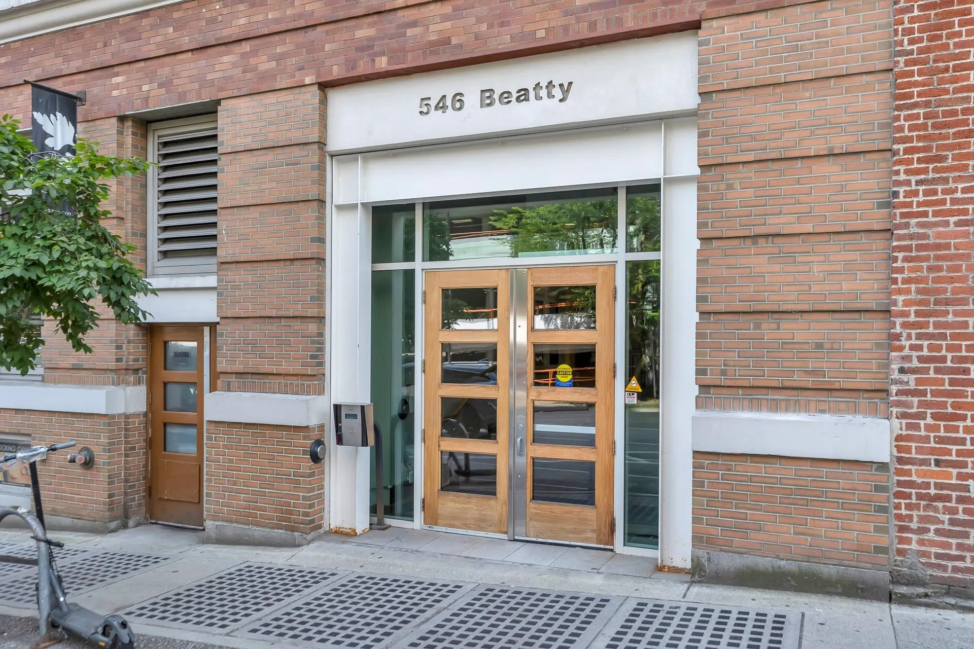 703 546 Beatty Street