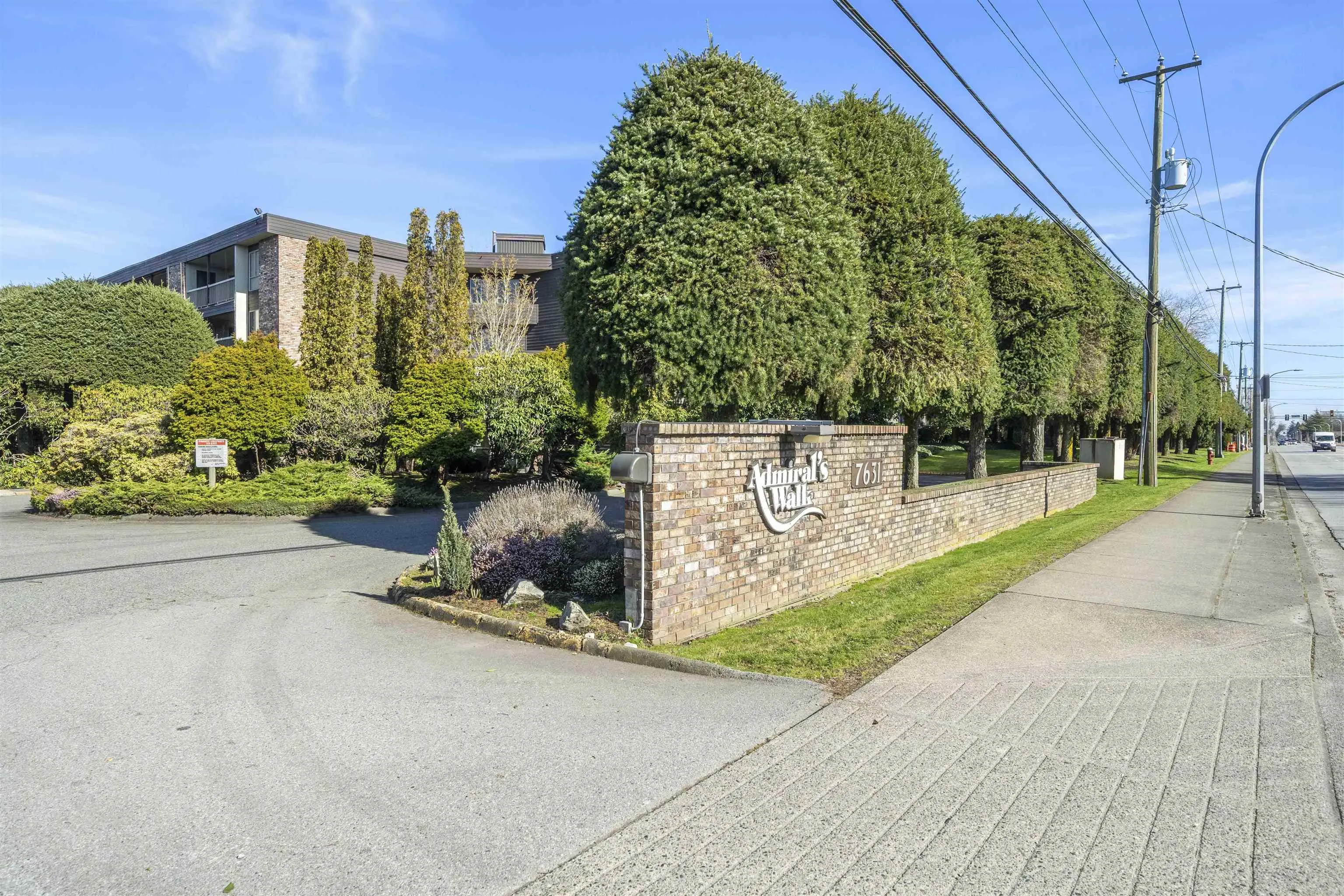 209 7631 Steveston Highway