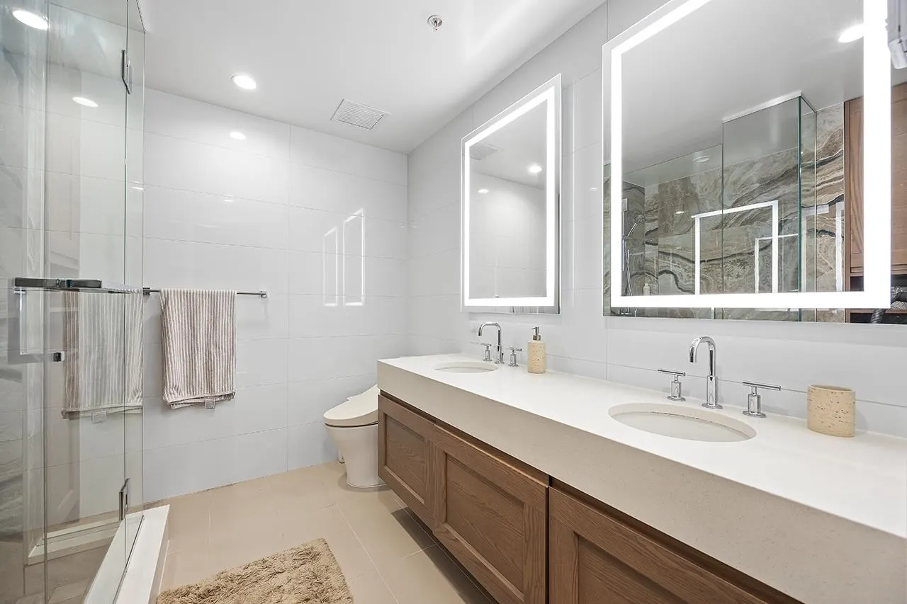1501 5629 Birney Avenue
