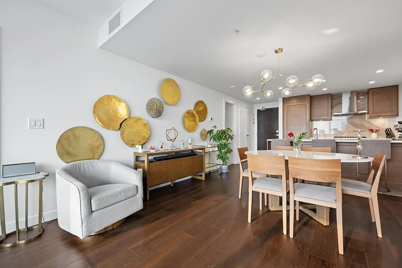 1501 5629 Birney Avenue