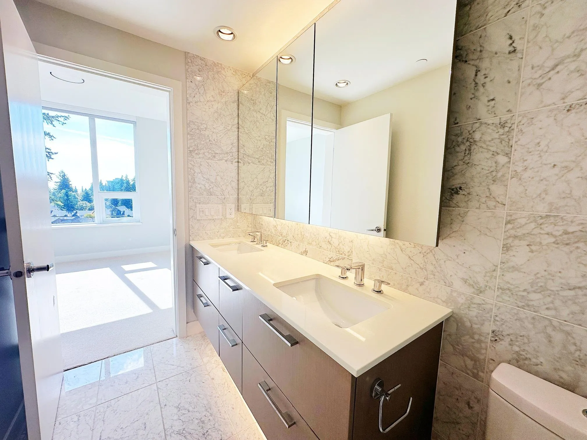 908 5410 Shortcut Road