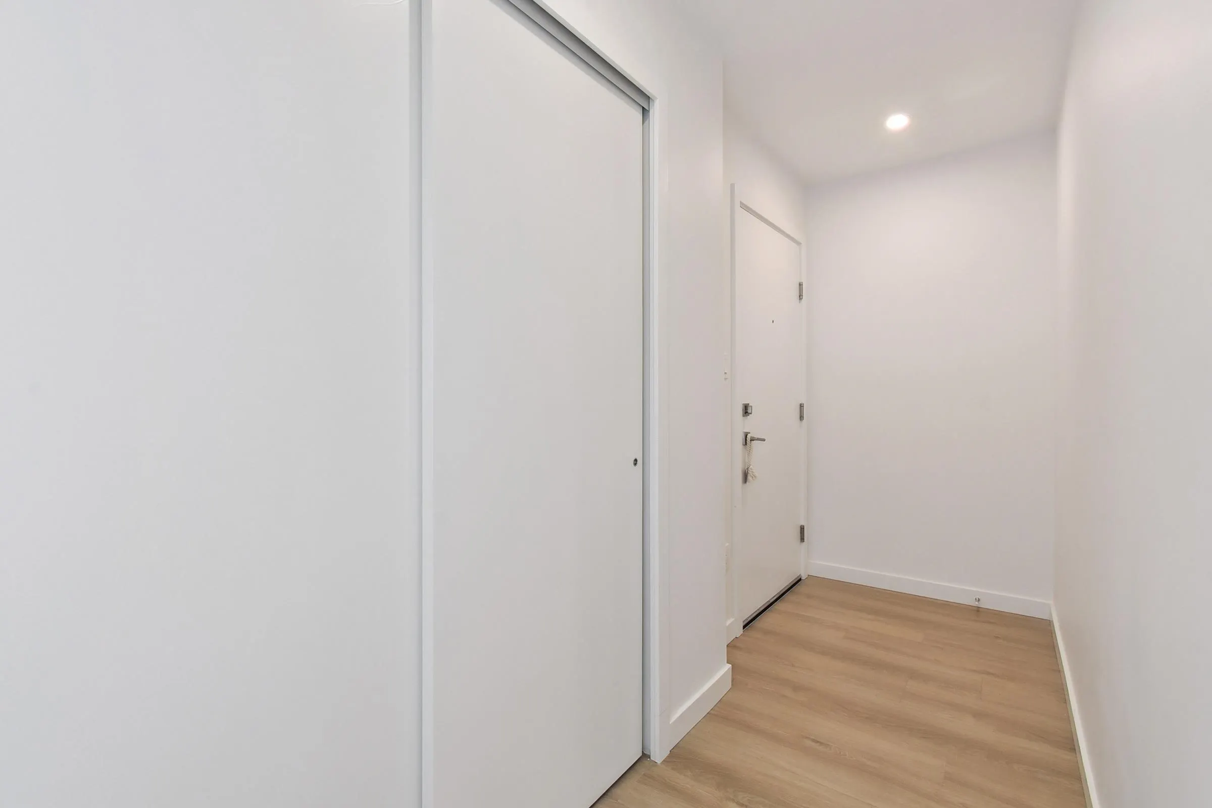 E113 13858 108 Avenue